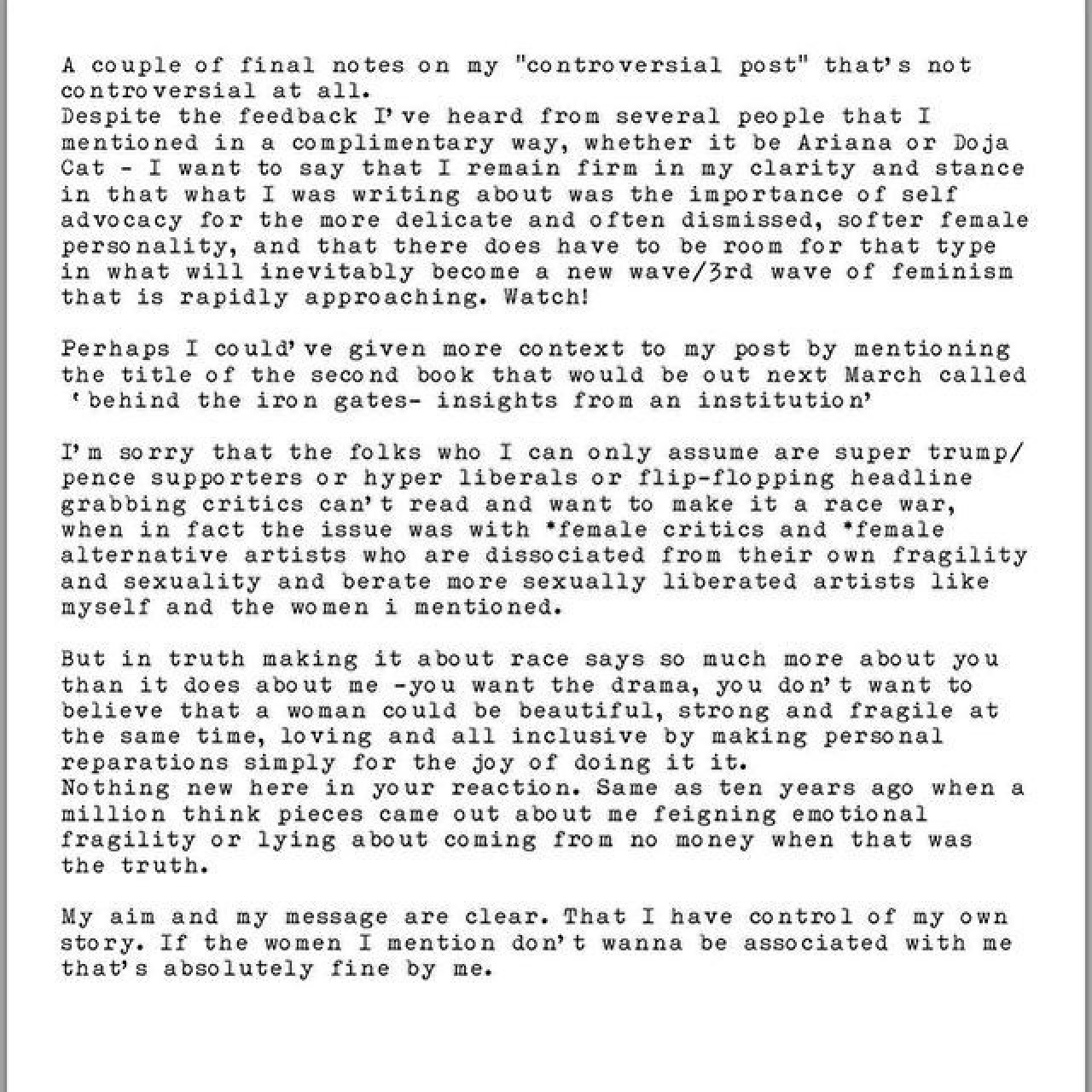 Lana del Rey y un fuerte descargo: ”No soy una ‘no feminista’, pero tiene que haber un lugar en el feminismo para mujeres como yo”