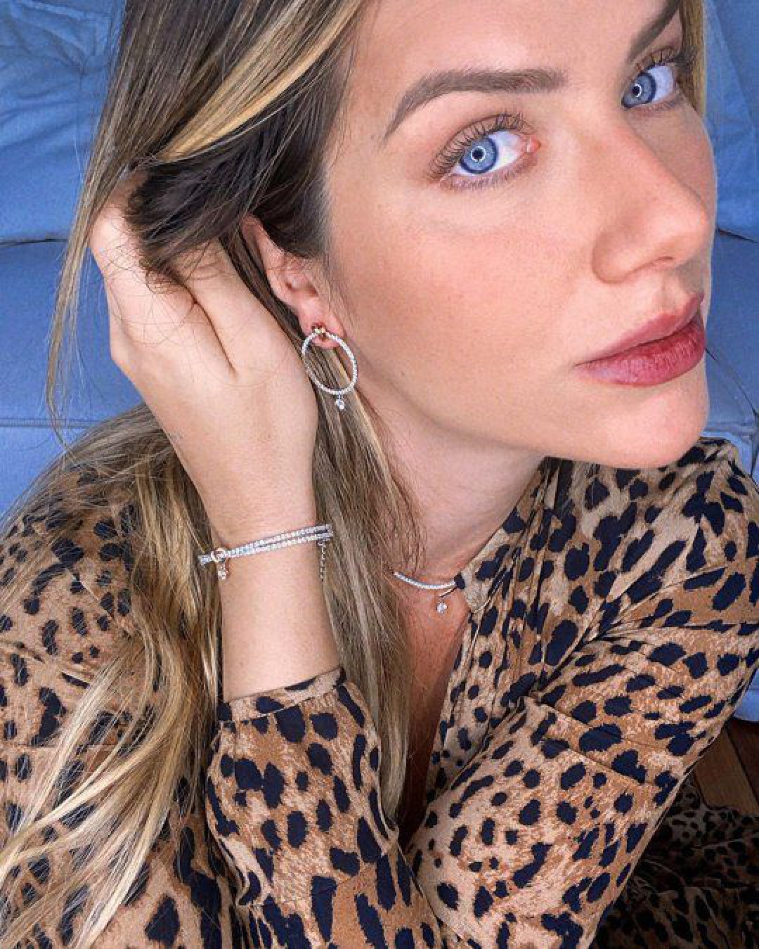 “Alguien está entre nosotros” ¿Gio Ewbank en crisis con su pareja?