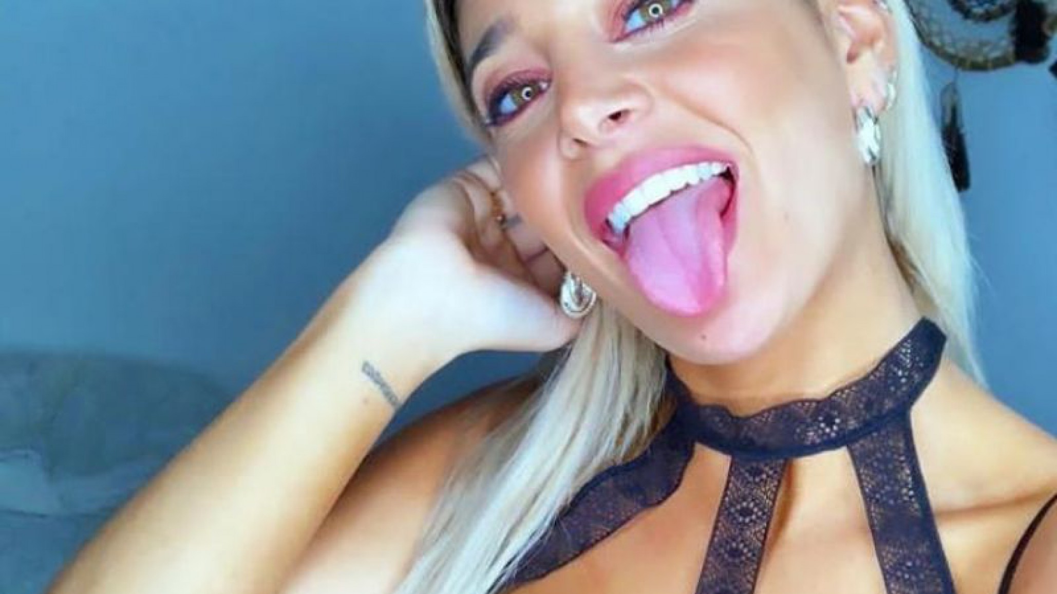 ¿Se viene el casorio? El curioso look de Sol Pérez