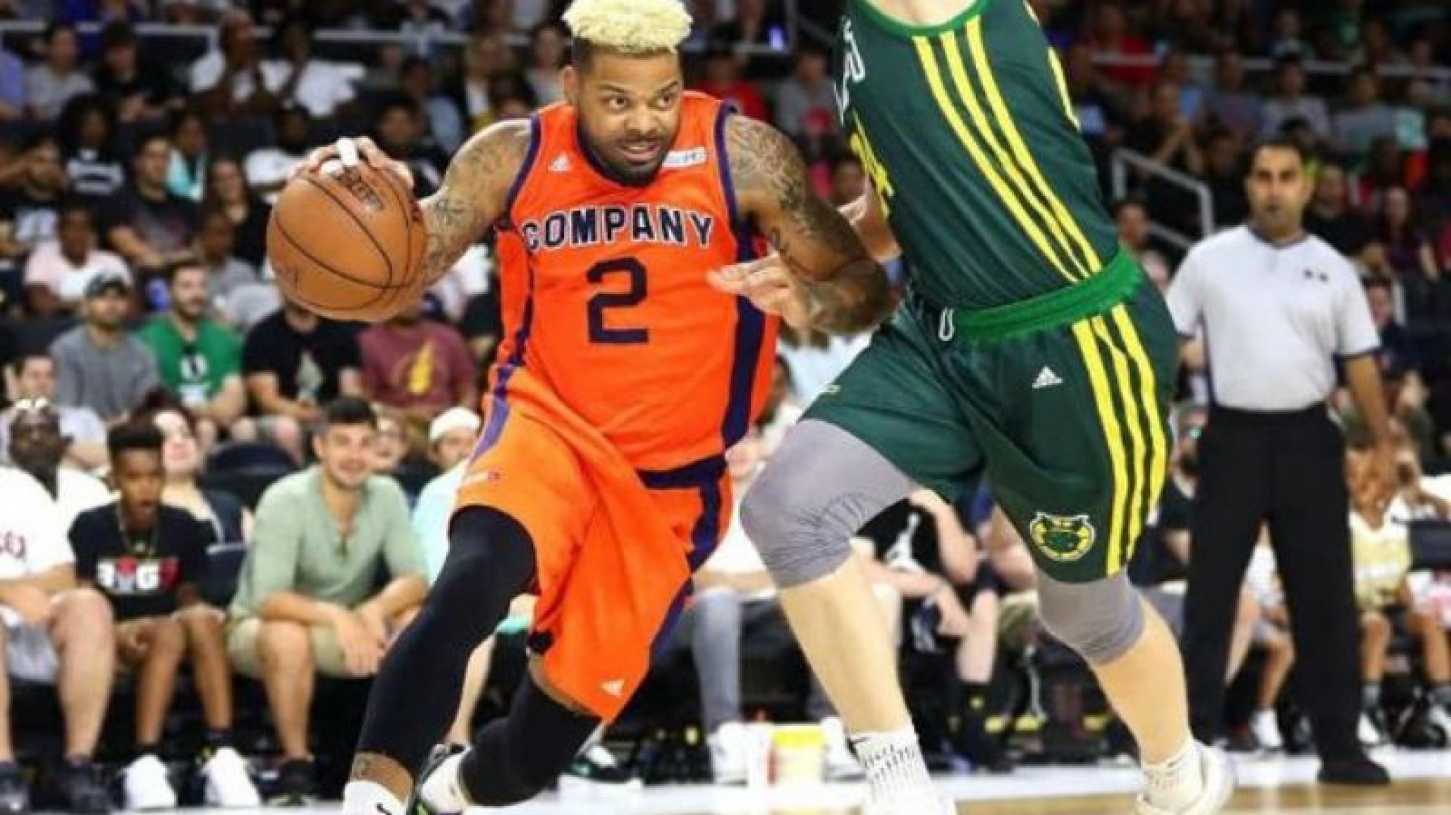 Jugador de básquet es asesinado en un tiroteo