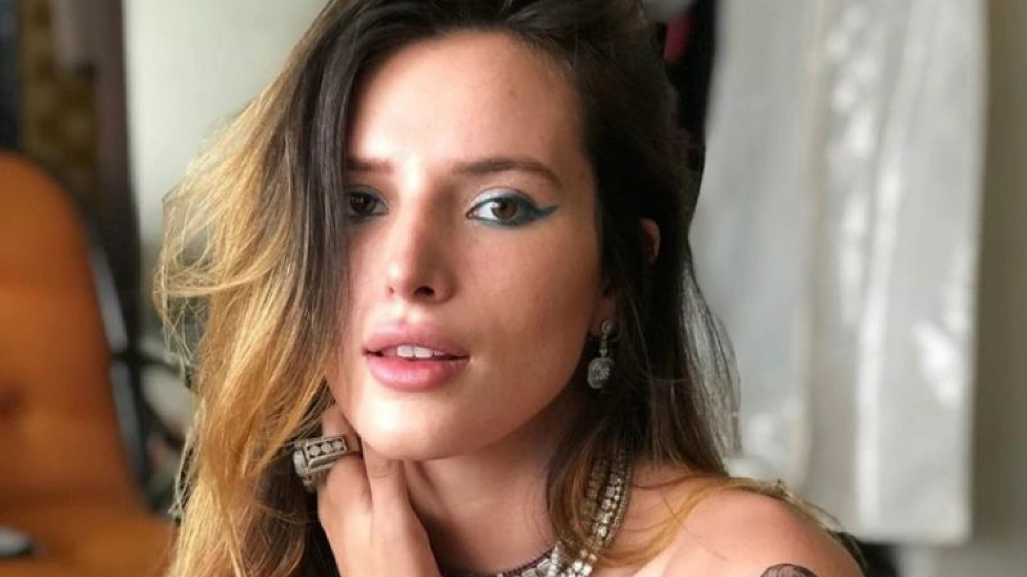 Bella Thorne recibirá su primer premio tras triunfar en el cine par adultos