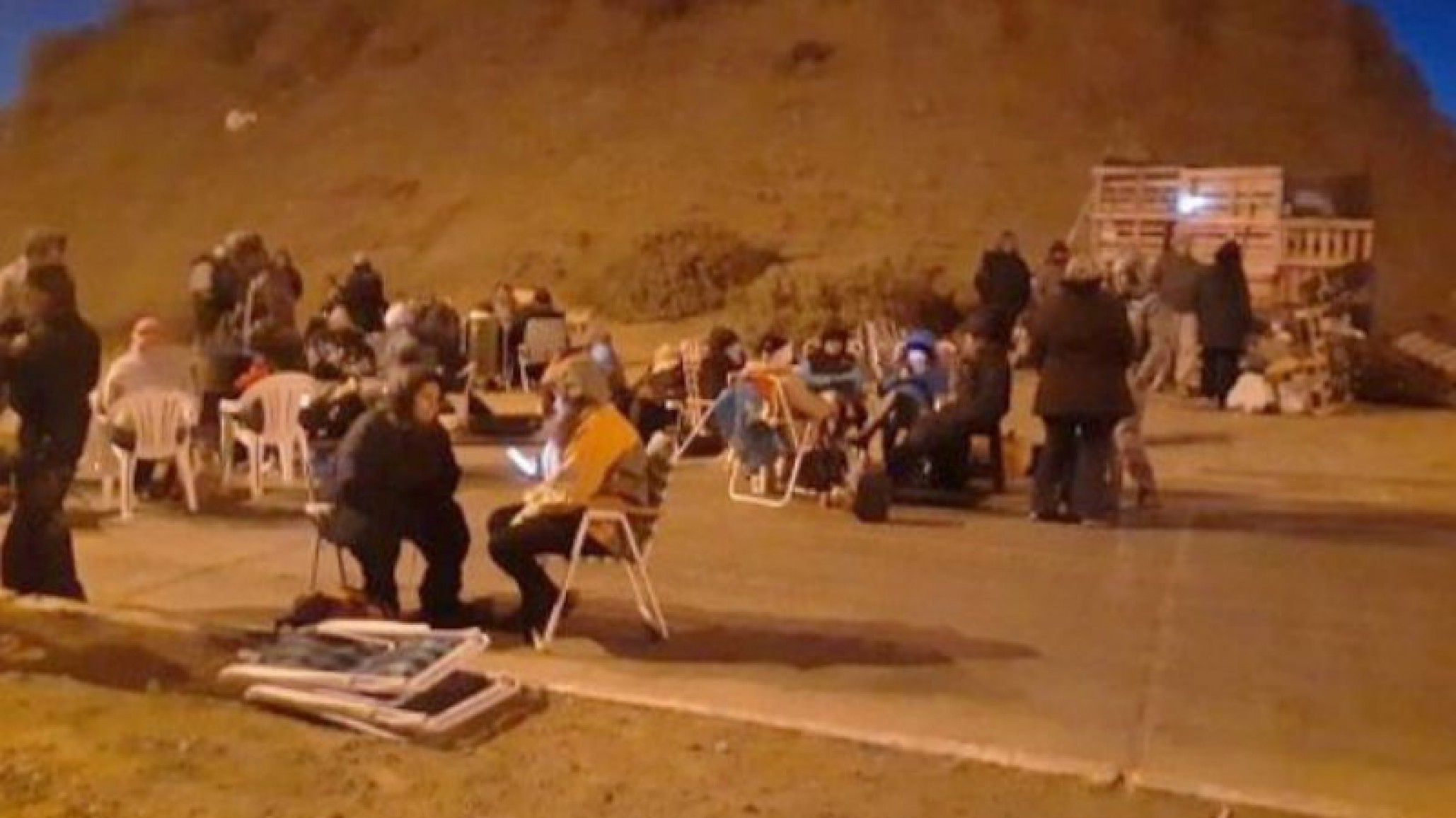 Los docentes definen mañana si levantan o no el bloqueo