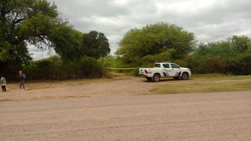 Quiso asesinar a su expareja, no pudo y se disparó