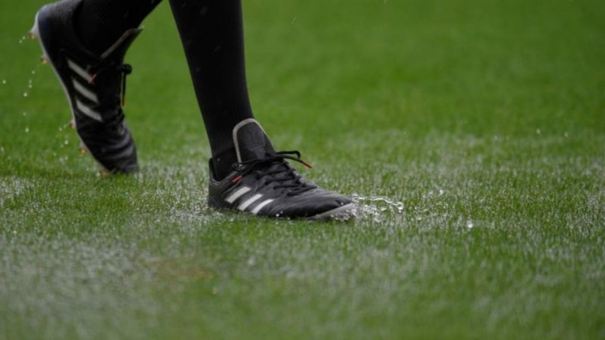 Suspendidos casi todos los partidos del fútbol argentino por las intensas lluvias