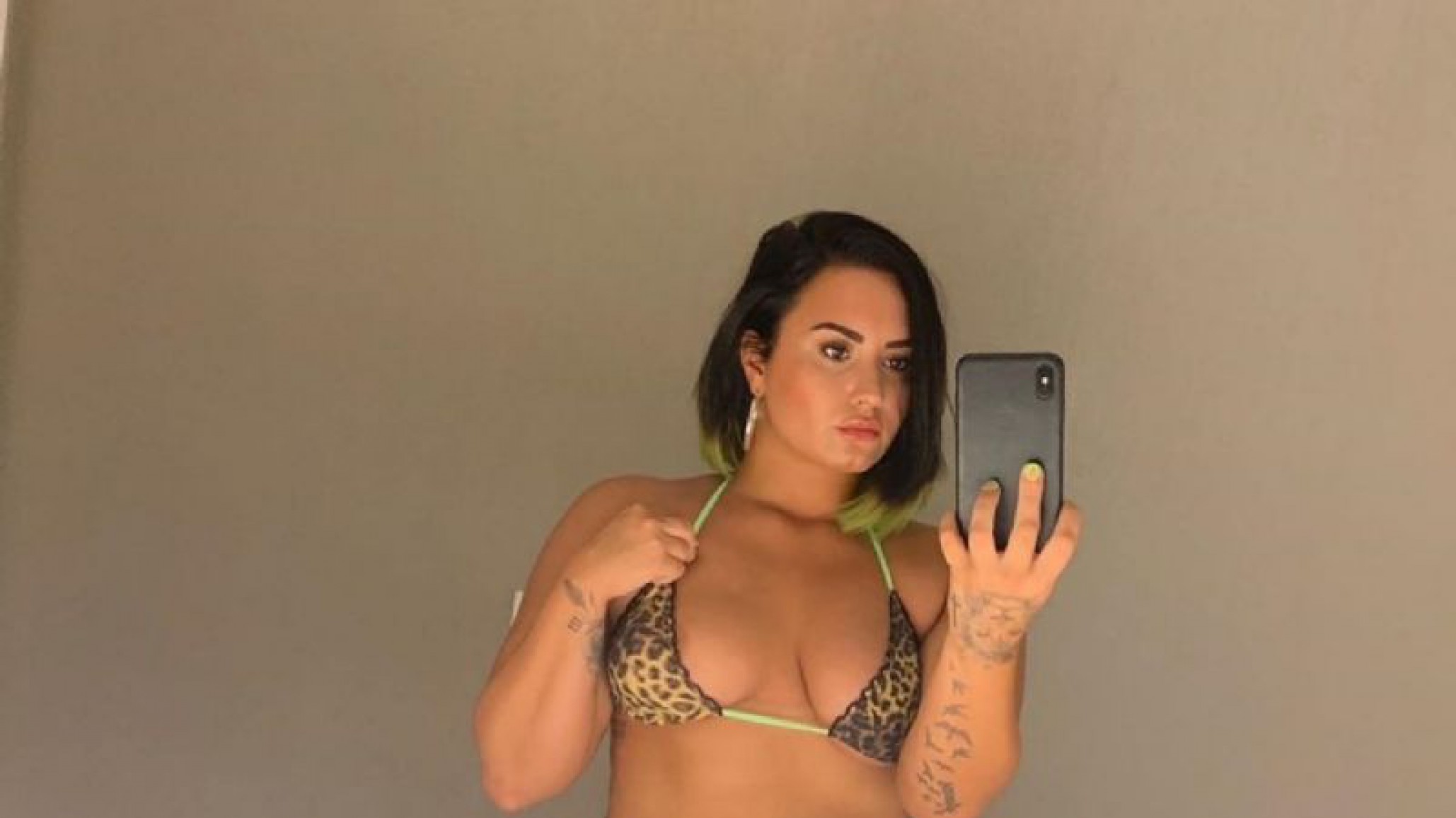 Se filtró un vídeo y fotos de Demi Lovato sin ropa