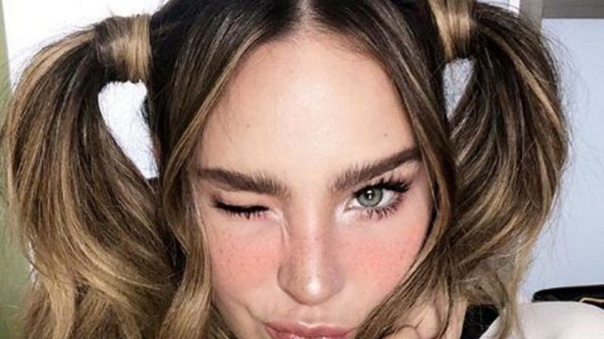 Belinda y una grata sorpresa para los empleados de un restaurante: ¡Cantaron todos juntos!