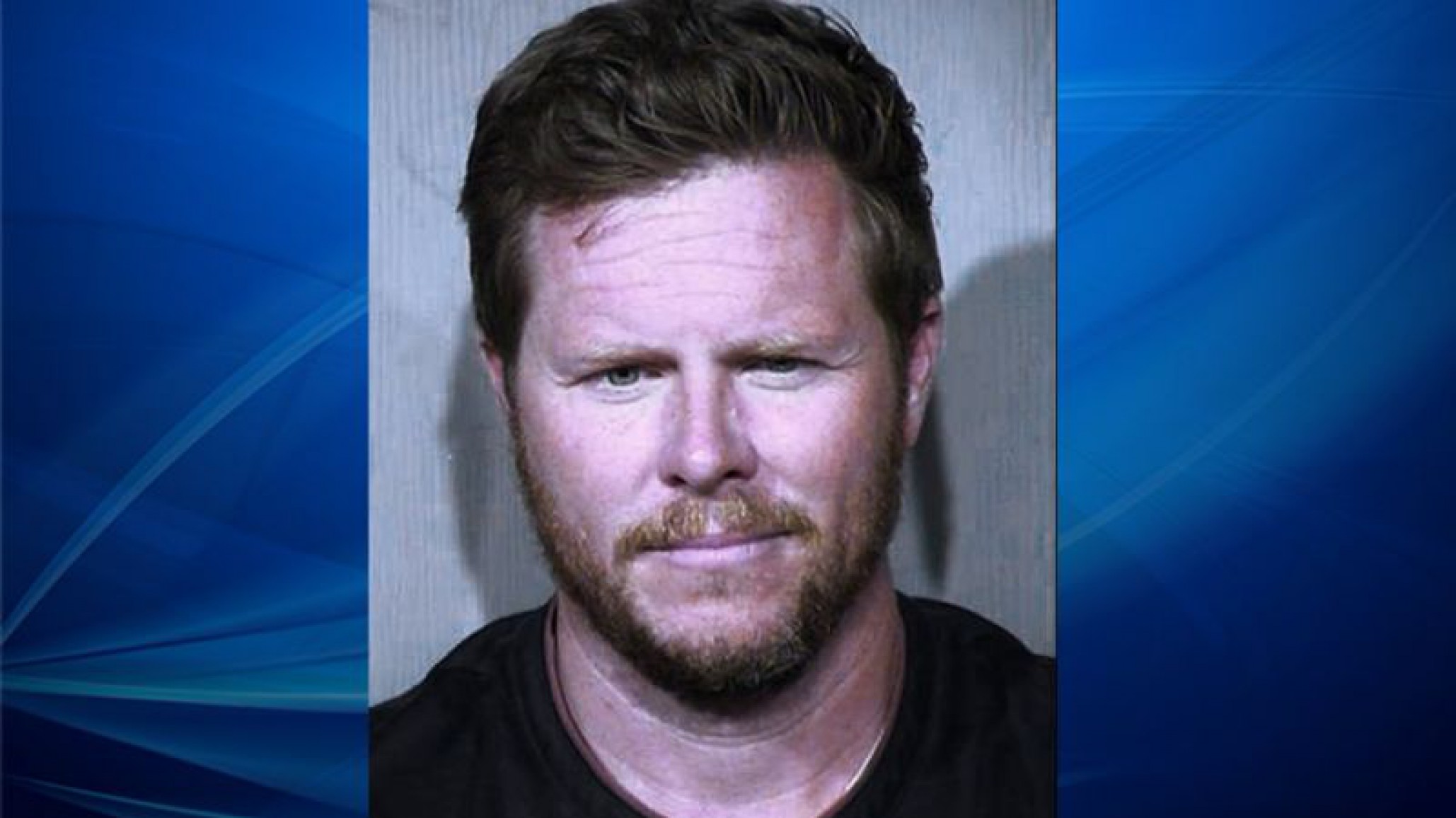 Oficial de Estados Unidos suspendido por acusaciones de vender bebés