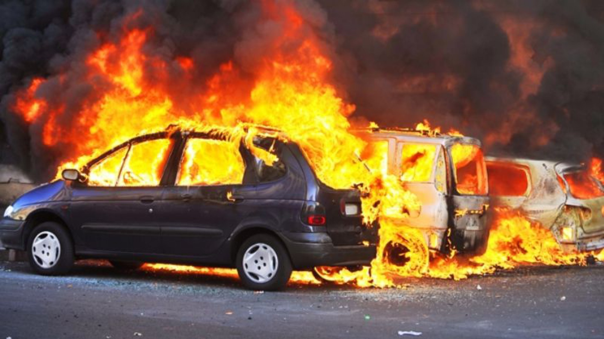 India: Se prendió fuego y las personas lo filmaron en vez de ayudarlo