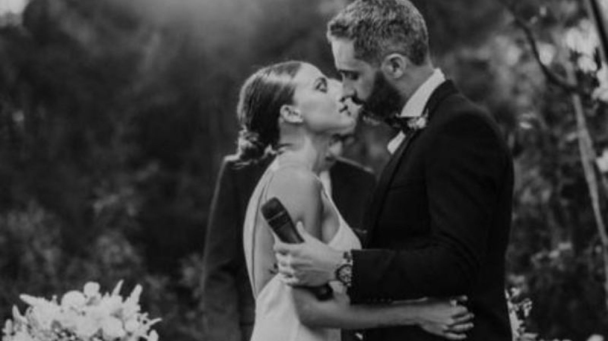 ¡Mega casamiento! El Pollo Álvarez y Teffi Russo dieron el sí en el altar