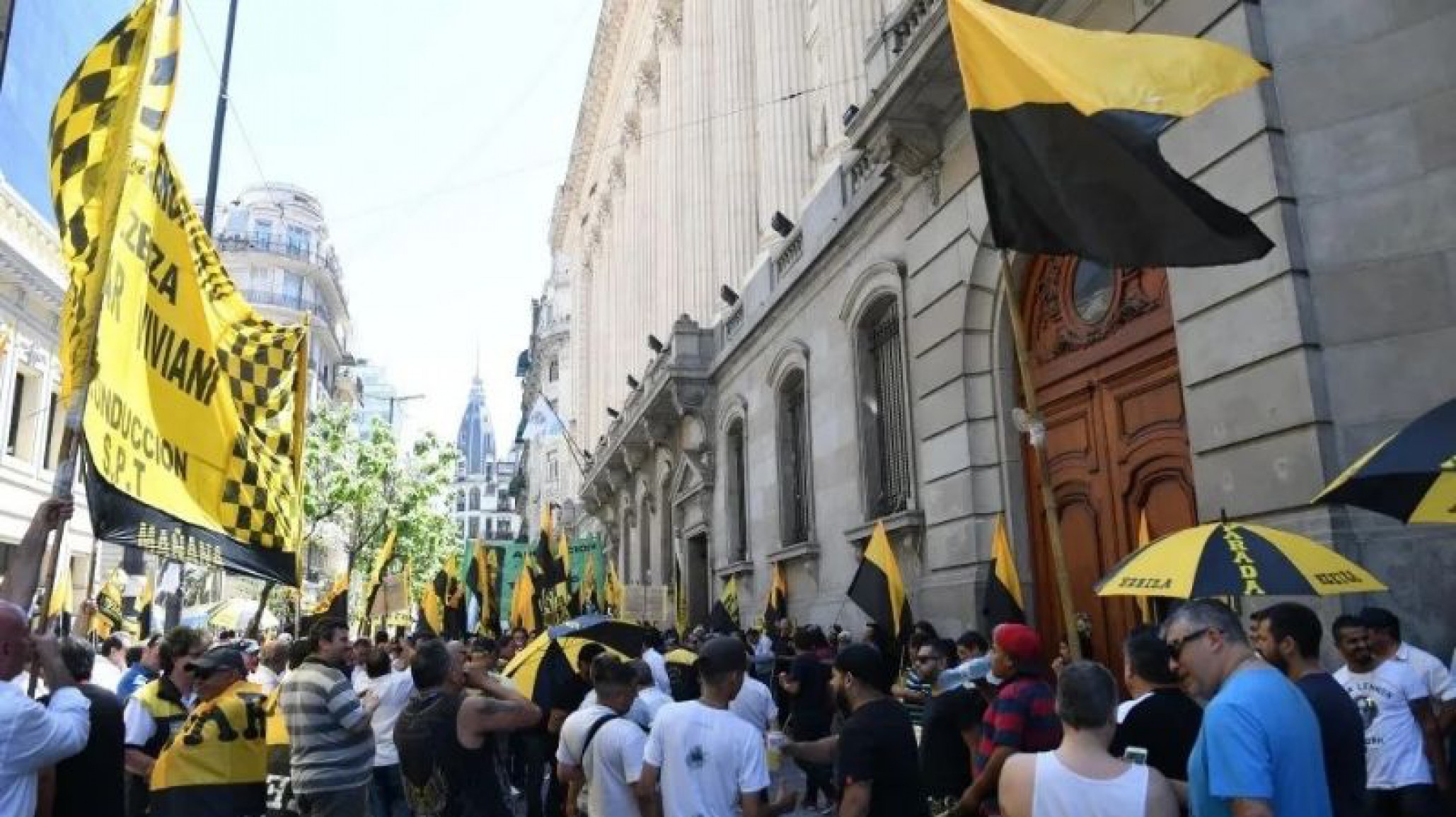 ¡Qué lío! Marchas y protestas múltiples en Ciudad de Buenos Aires