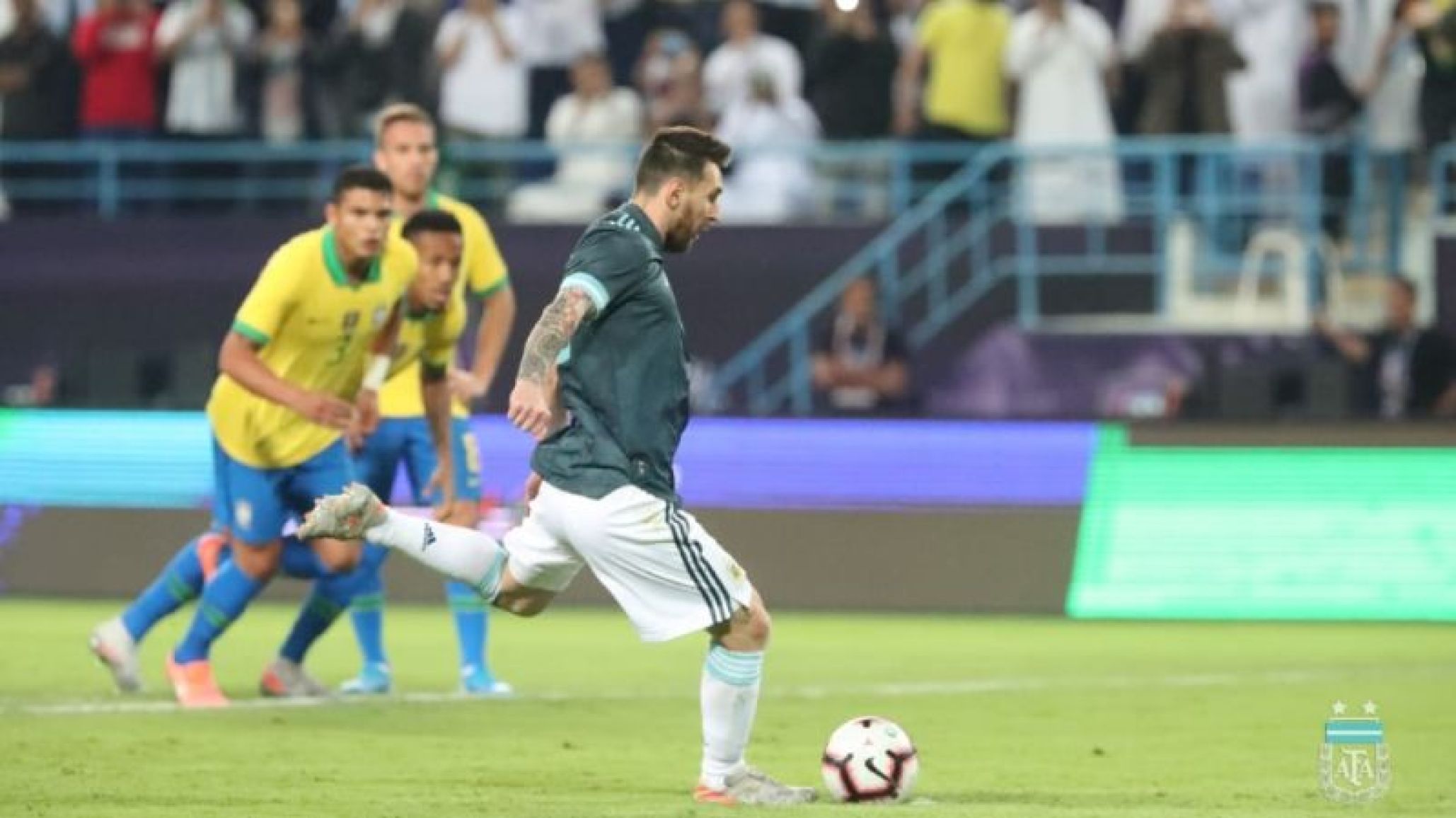 Argentina ganó 1 a 0 a Brasil en Arabia Saudita