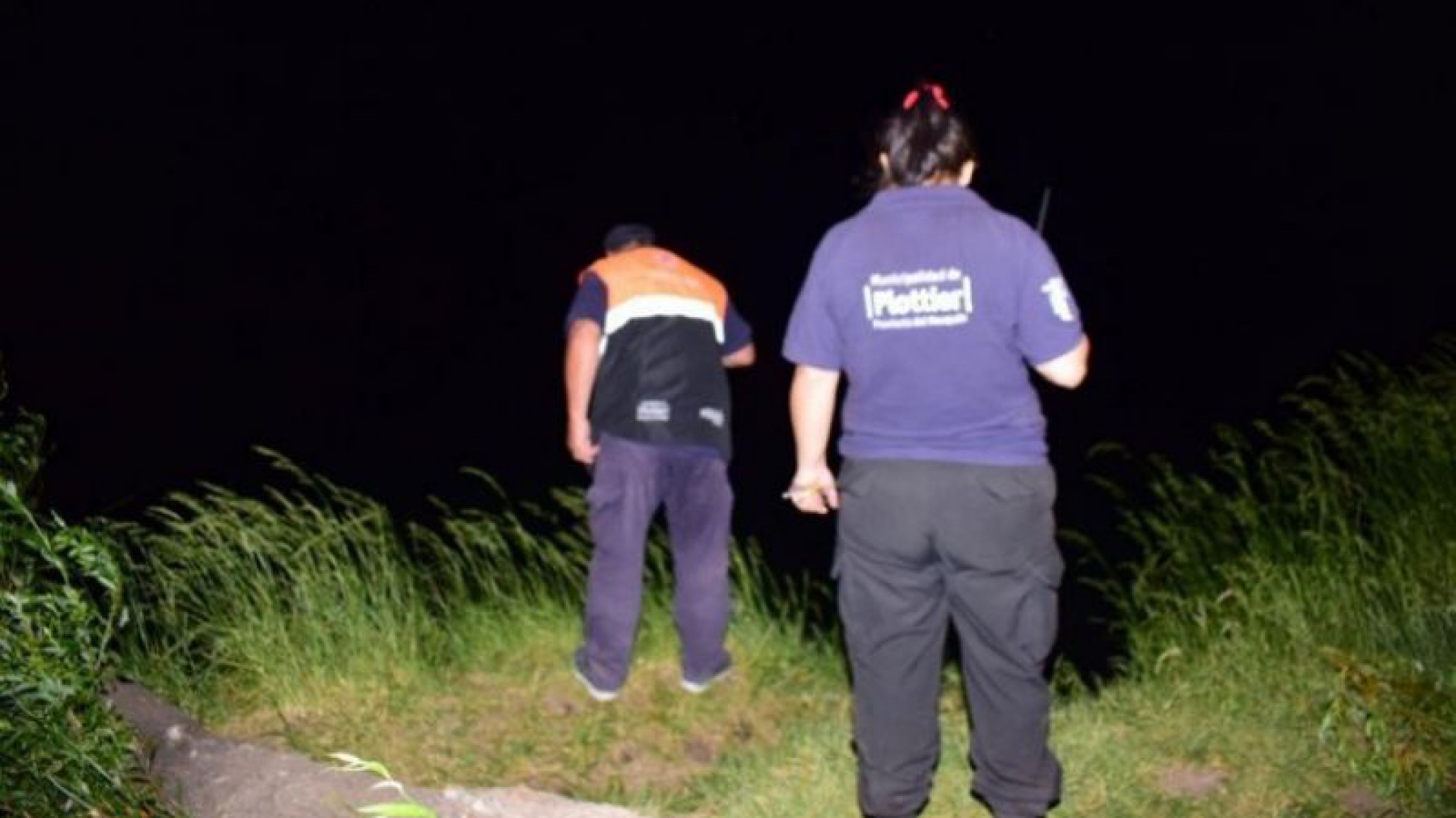 Se metió al río Limay para refrescarse y se lo llevó la corriente: Está desaparecido desde ayer