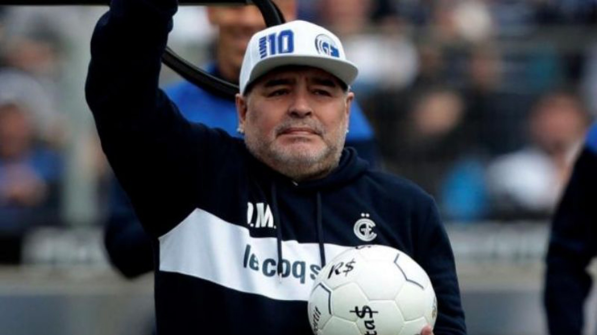 Maradona se queda en Gimnasia porque habían conseguido la unidad política del club, pero el acuerdo se cayó