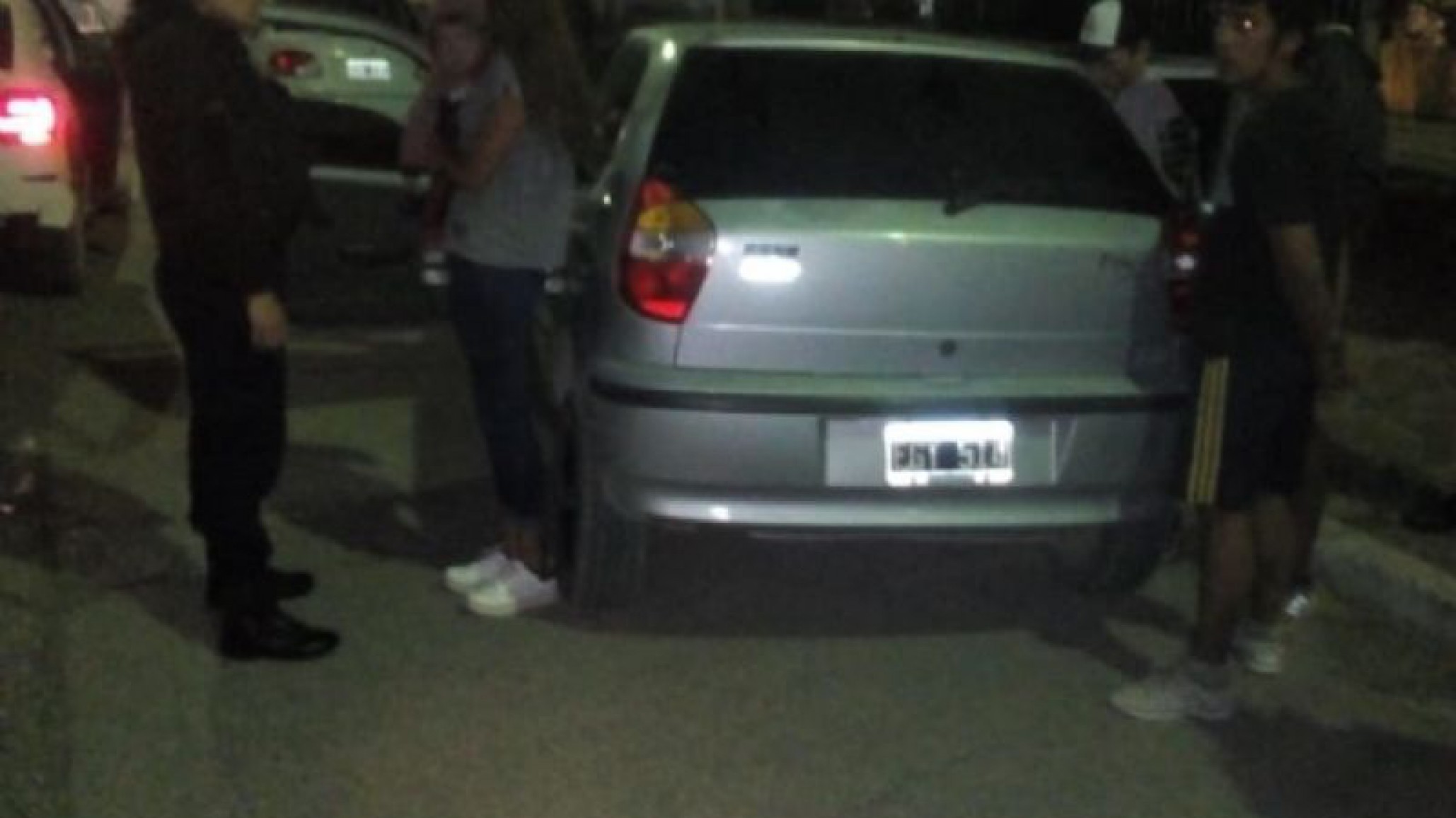 Trelew: La policía detuvo a cuatro jóvenes por posesión de estupefacientes
