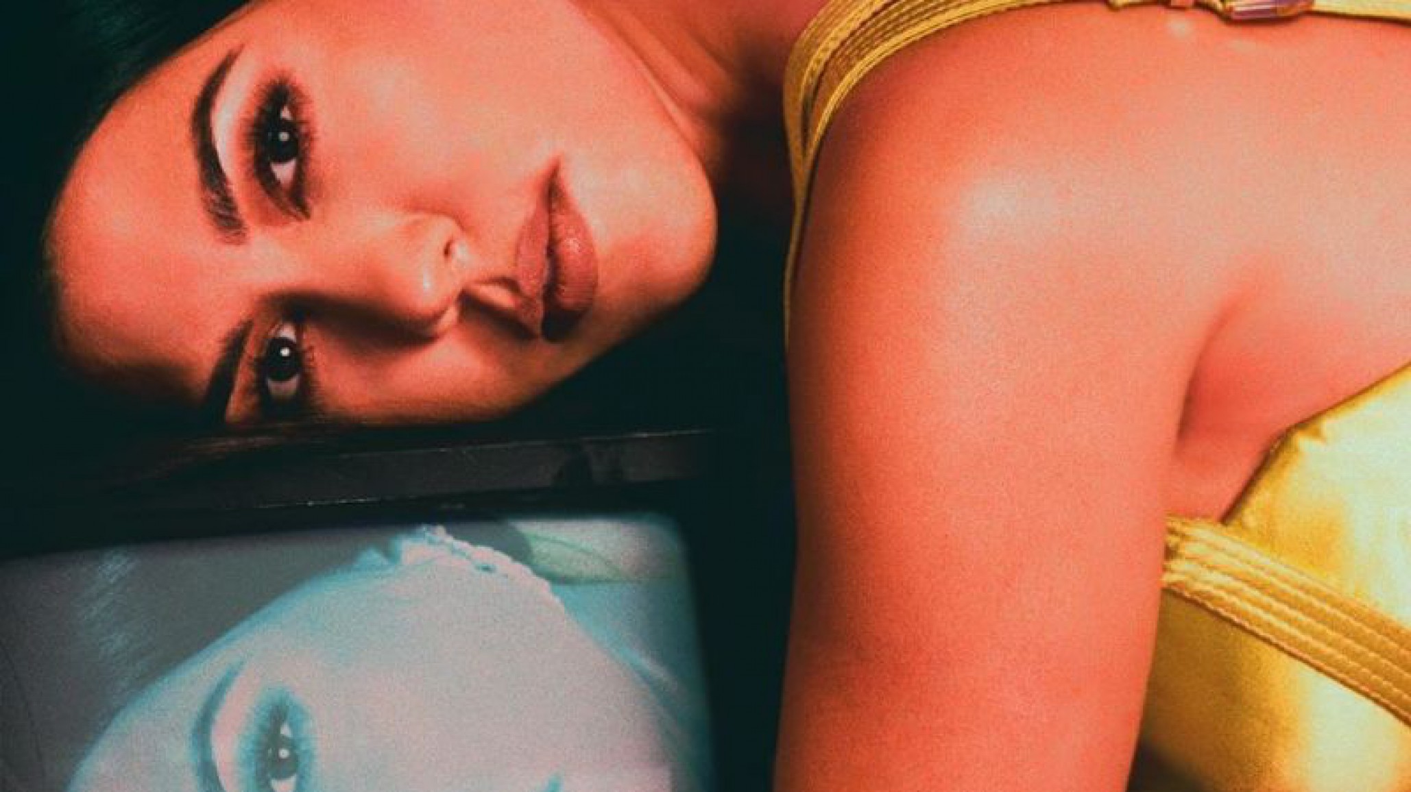 Kourtney Kardashian pone a sus hijos a realizarle un masaje ”Me encanta”