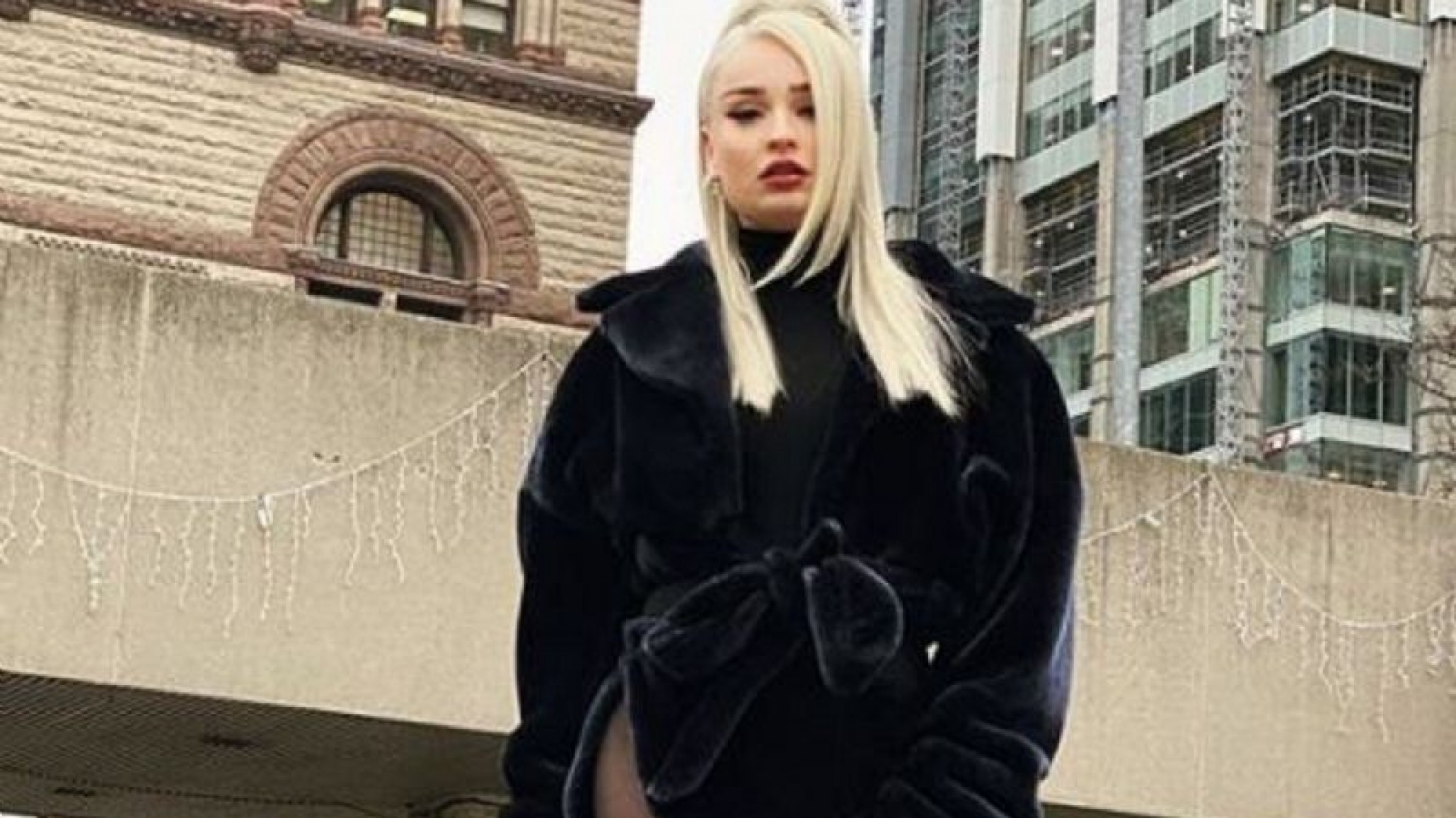 ¿Quién es Kim Petras? la cantante trans que logró millones de reproducciones en Spotify