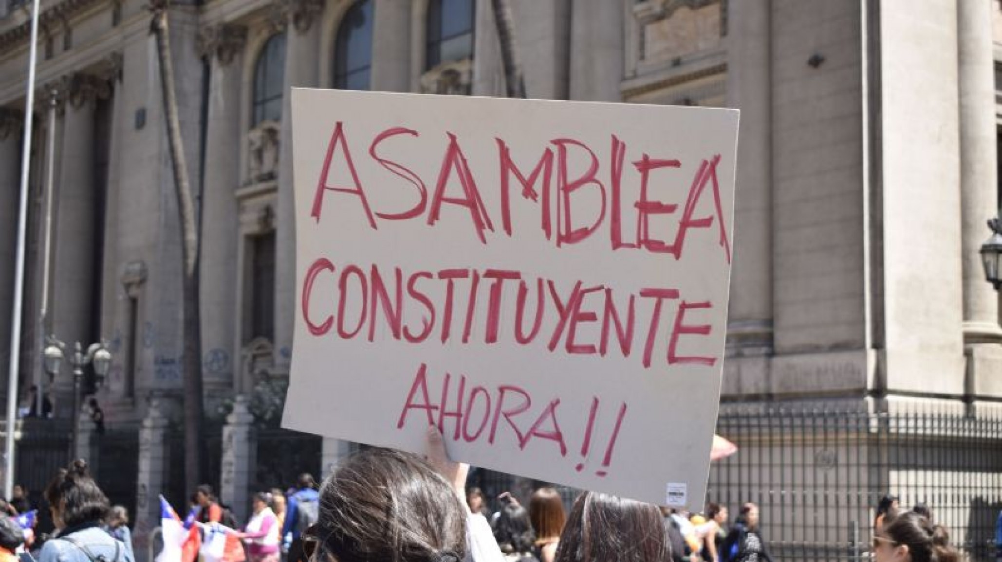 Chile vota para decidir si habrá una nueva Constitución