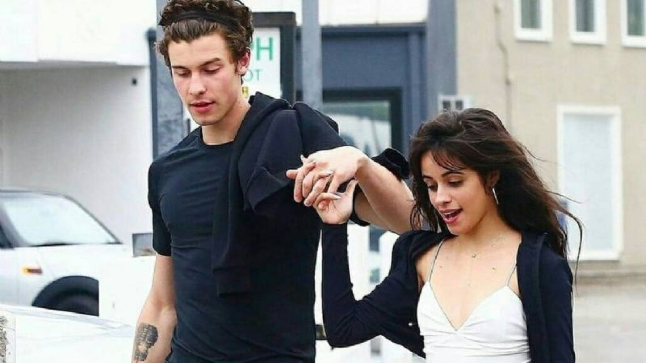 El cantante Shawn Mendes contó el trasfondo de su canción ”Why” y conmovió a todos