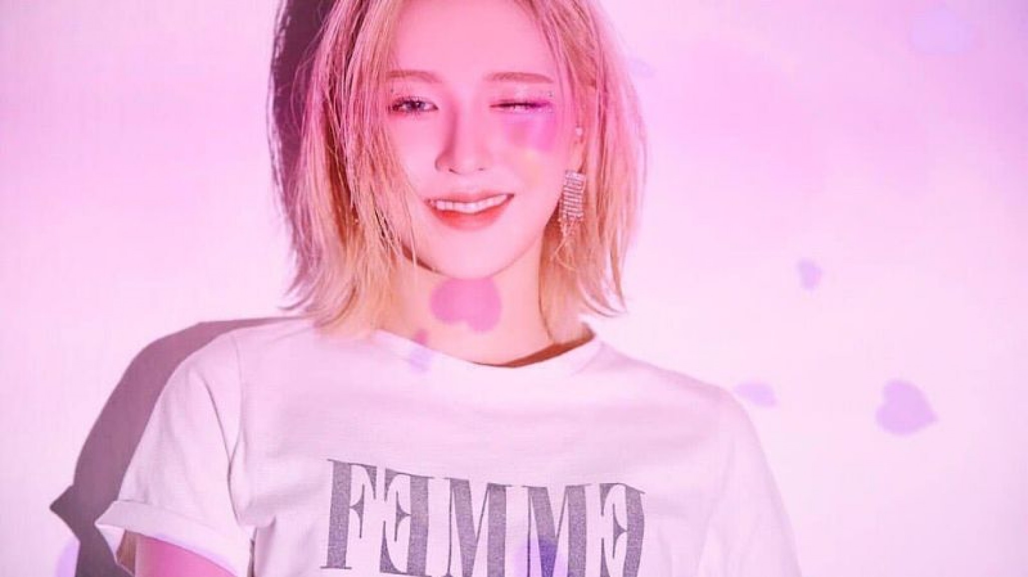 Wendy de Red Velvet se fracturó la pelvis al caer de un escenario