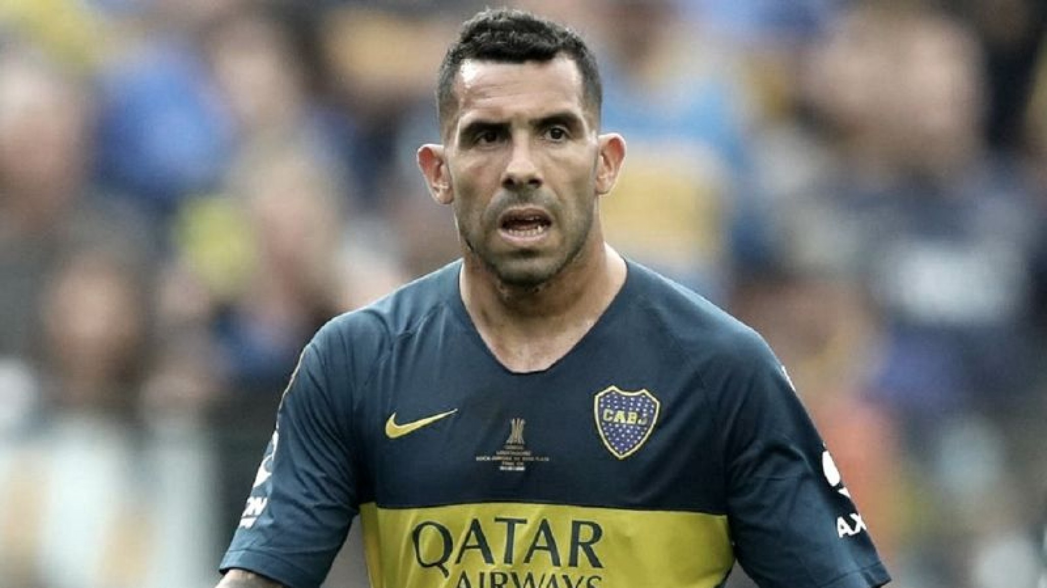 El hermano de Carlos Tévez reabrió la polémica acerca de la continuidad del Apache en Boca