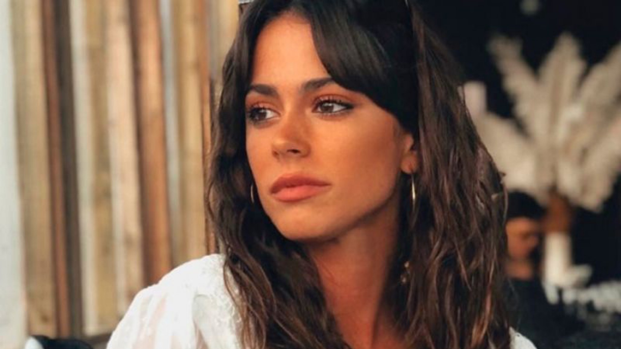 ¡Un fuego! Tini Stoessel bailó sensualmente en bikini al ritmo de su nueva canción