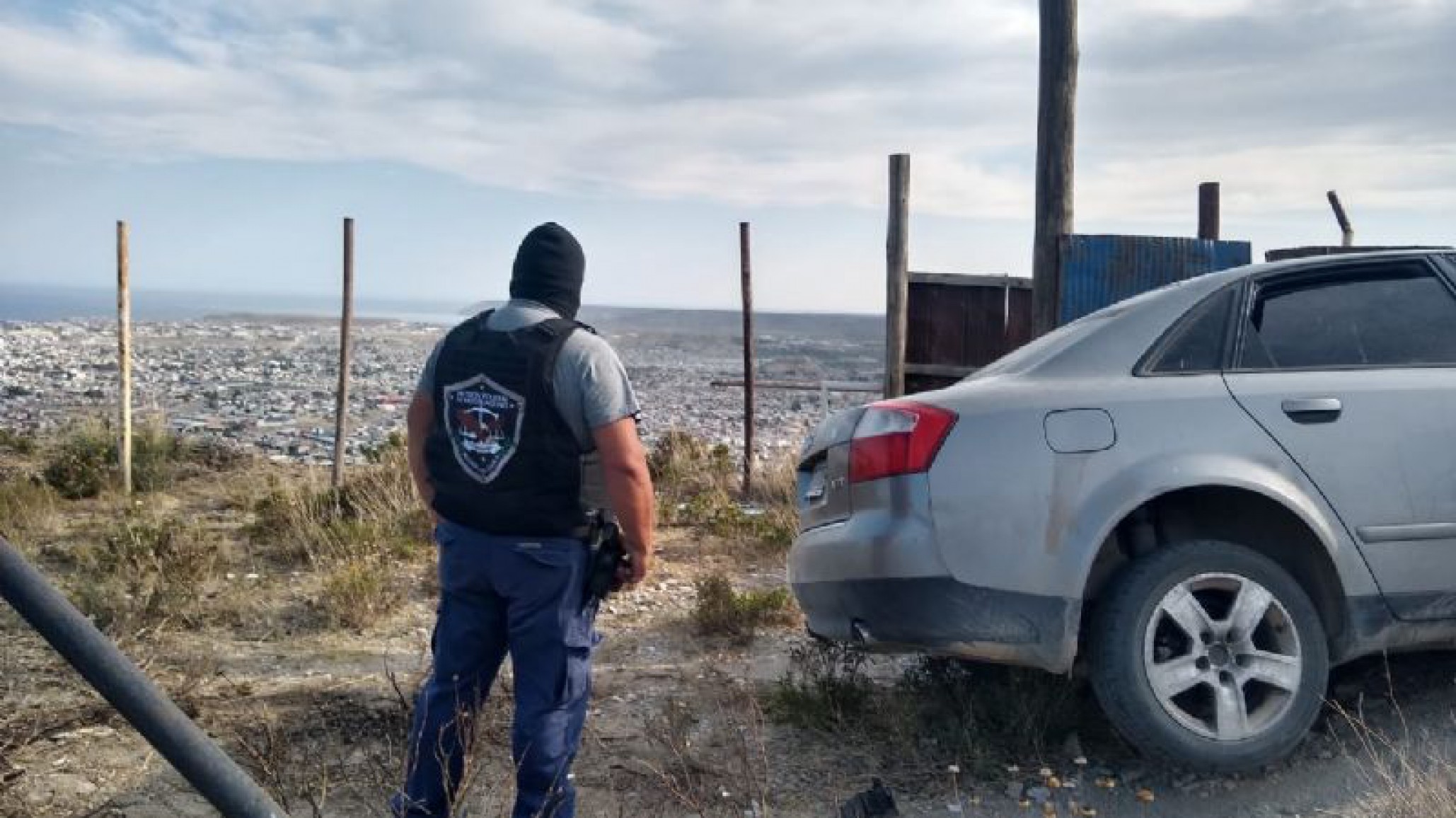 Comodoro: En un allanamiento recuperaron un auto que le habían robado a un hombre en cercanías al Casino Club