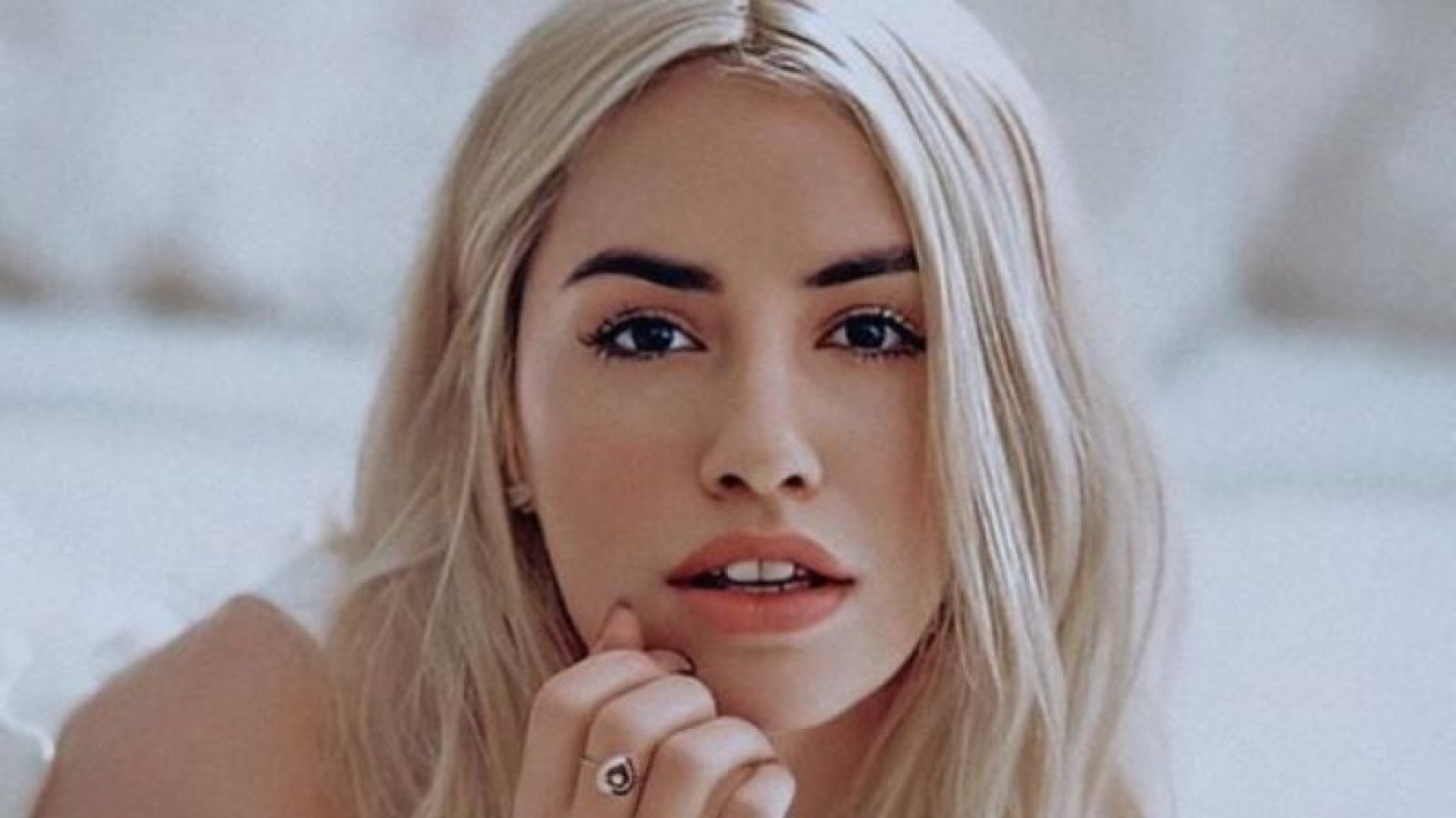 Lali Espósito se animó al baile del caño e incendió las redes