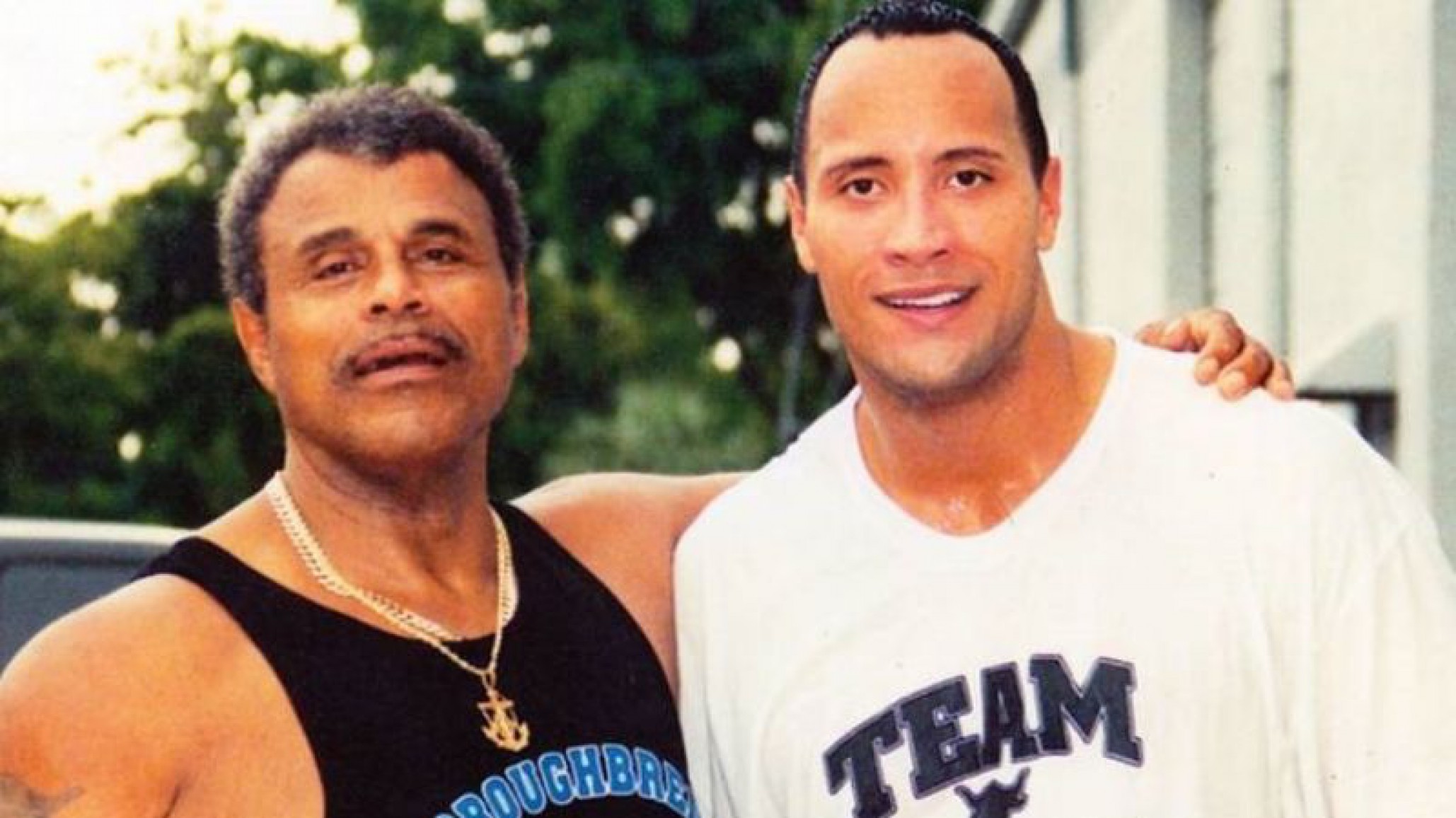 El peor momento de La Roca Johnson por la muerte de su papá: “estoy sufriendo