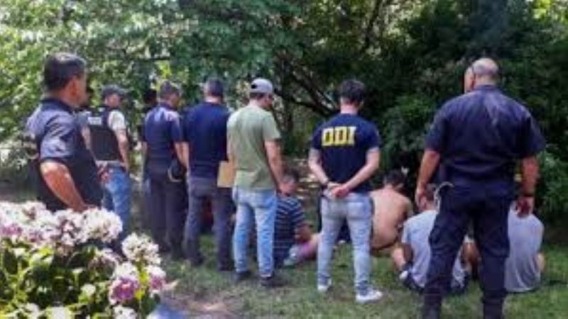 Crimen de Báez : La familia del detenido 11 aportó un video y aseguran que no estuvo en Villa Gesell