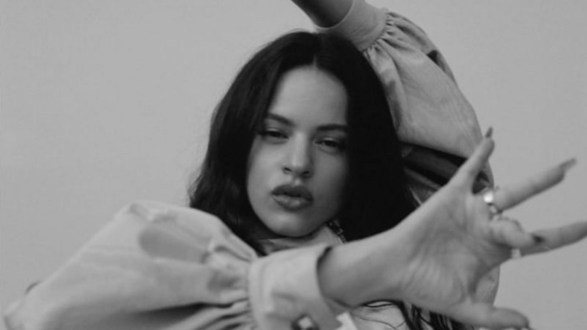 ¡Juro que! Rosalía sorprendió y calló a todos con su nueva canción