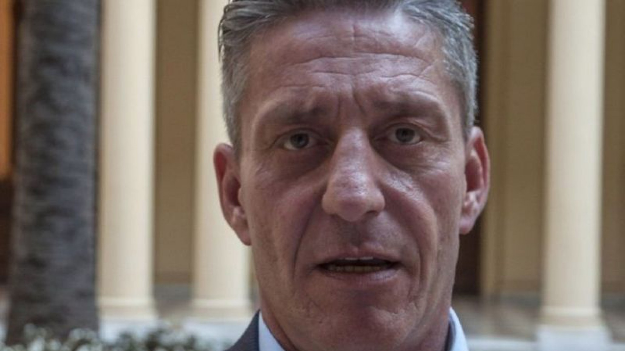 Mariano Arcioni anunció suspensión de servicios, declaración de emergencia y traslado de chubutenses