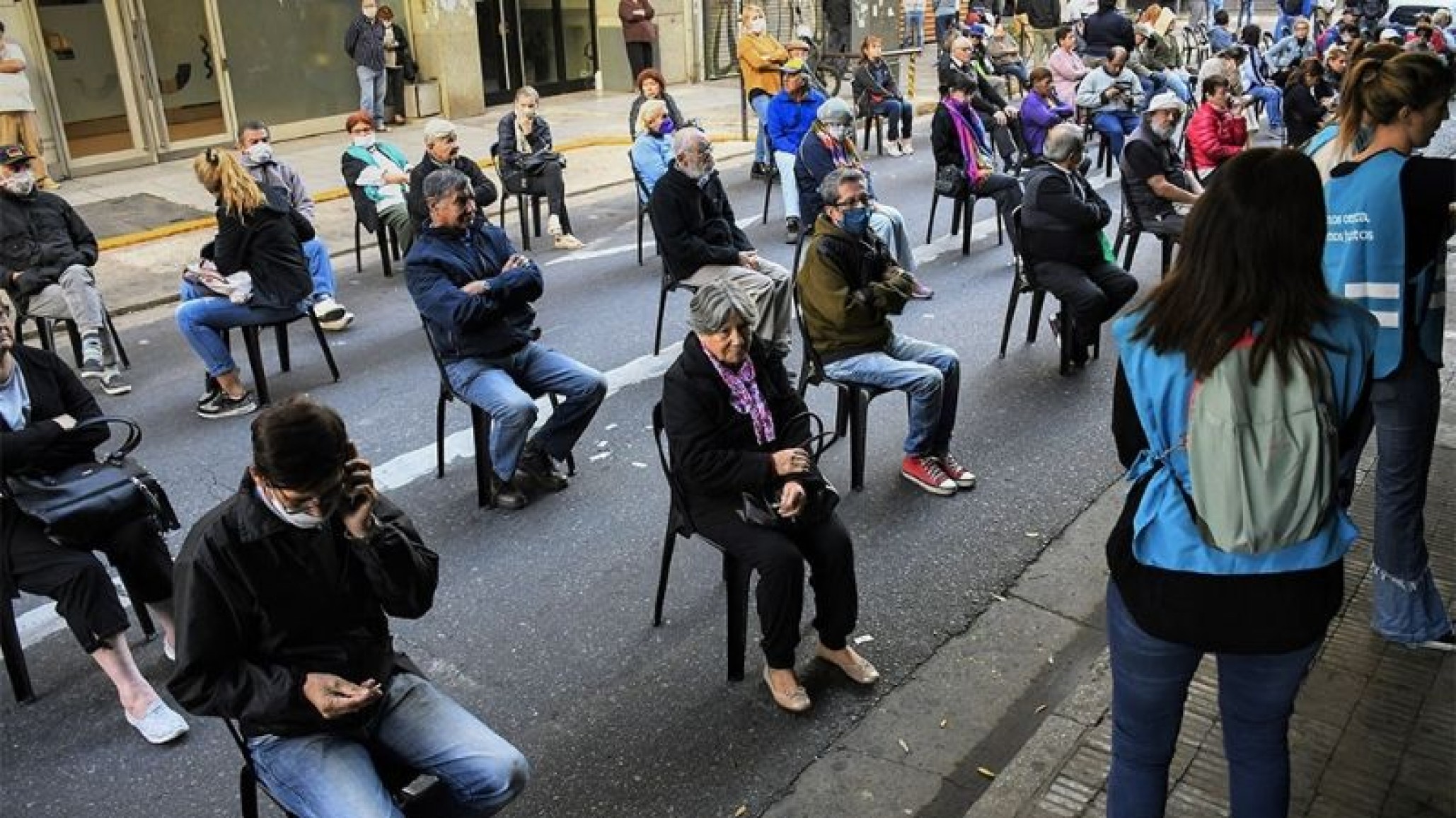 Hoy pagarán a jubilados y pensionados con DNI terminados en 6 y 7