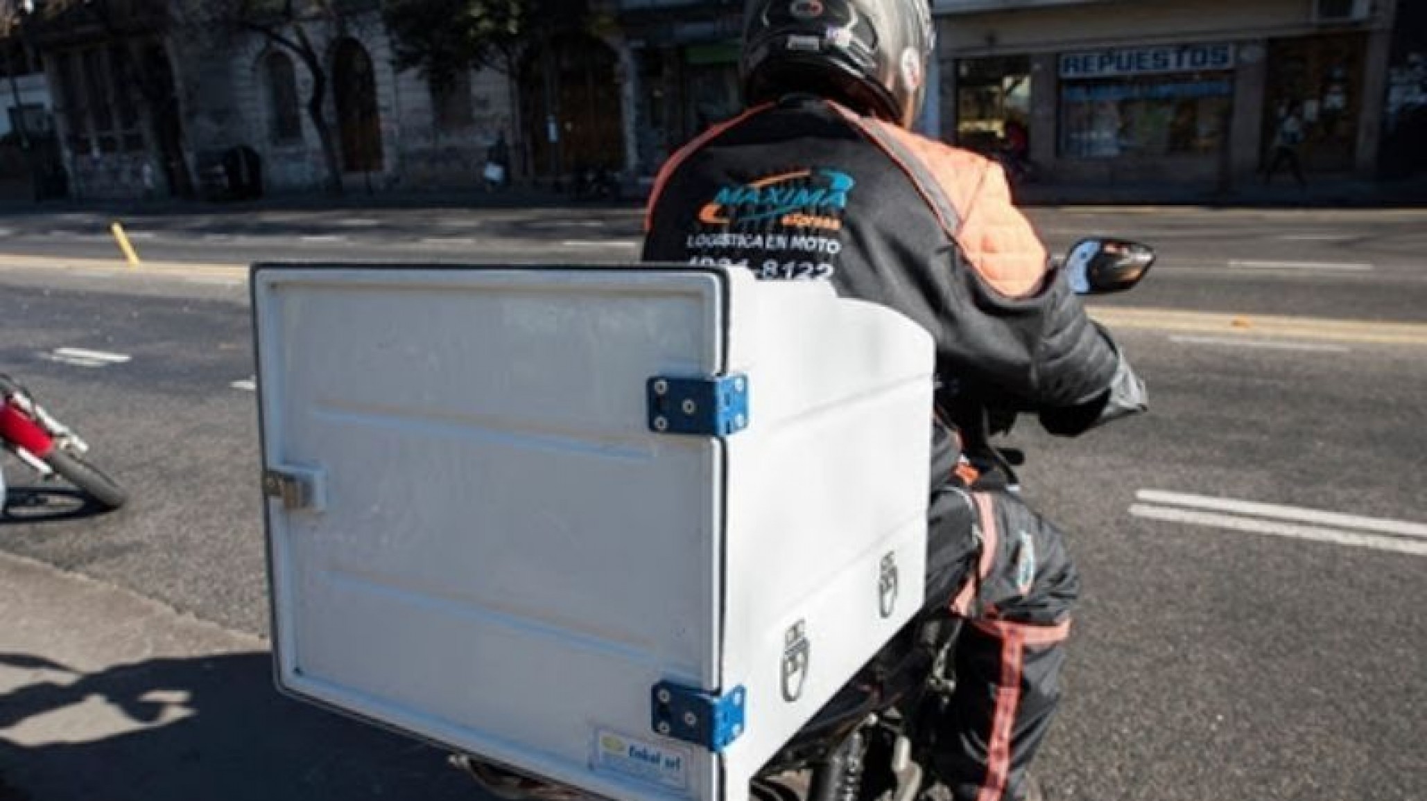 Chubut: Desde el lunes habilitarán cobranzas, construcción desde 7 operarios y delivery registrado para restaurant