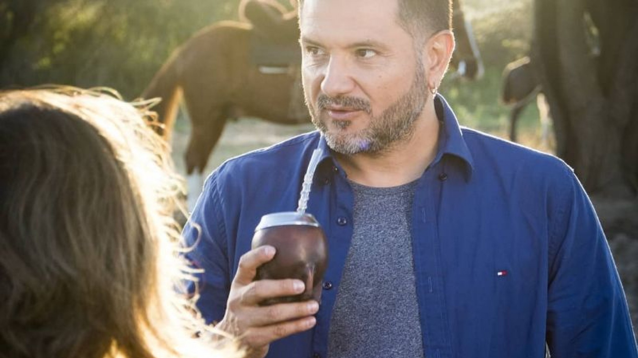 Jorge Rojas invita a sus seguidores a cantar de una forma muy particular: ”¡Cantamos juntos!”