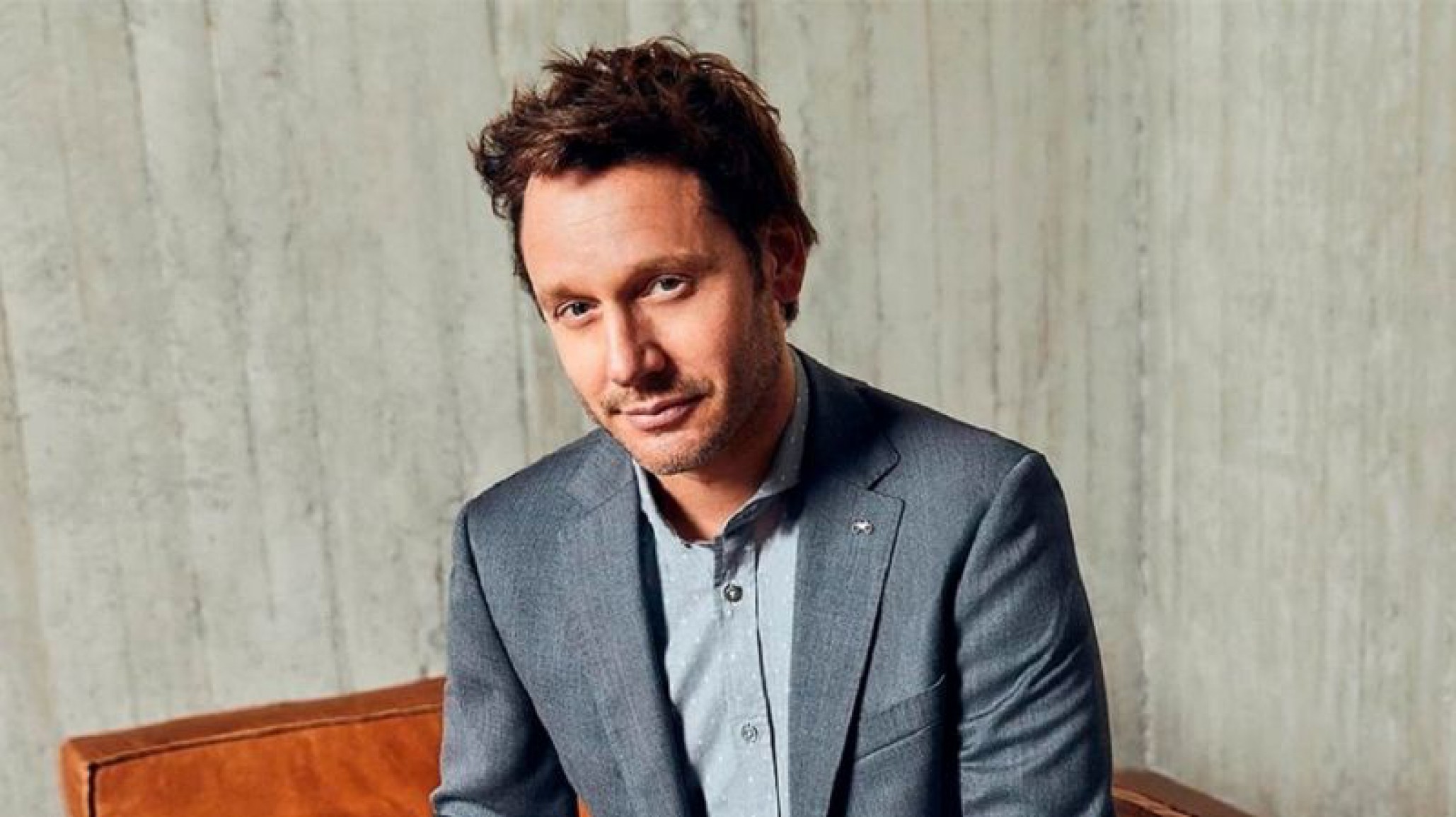 Vicuña usó una escena con la China Suárez en ATAV para expresar cuánto extraña actuar