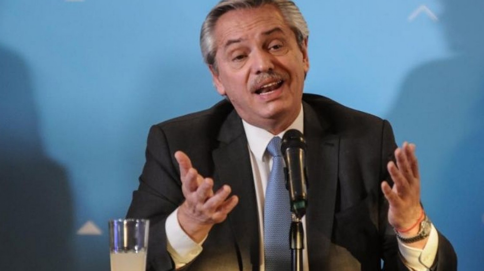 Alberto Fernández enojado con la acusación de los medios