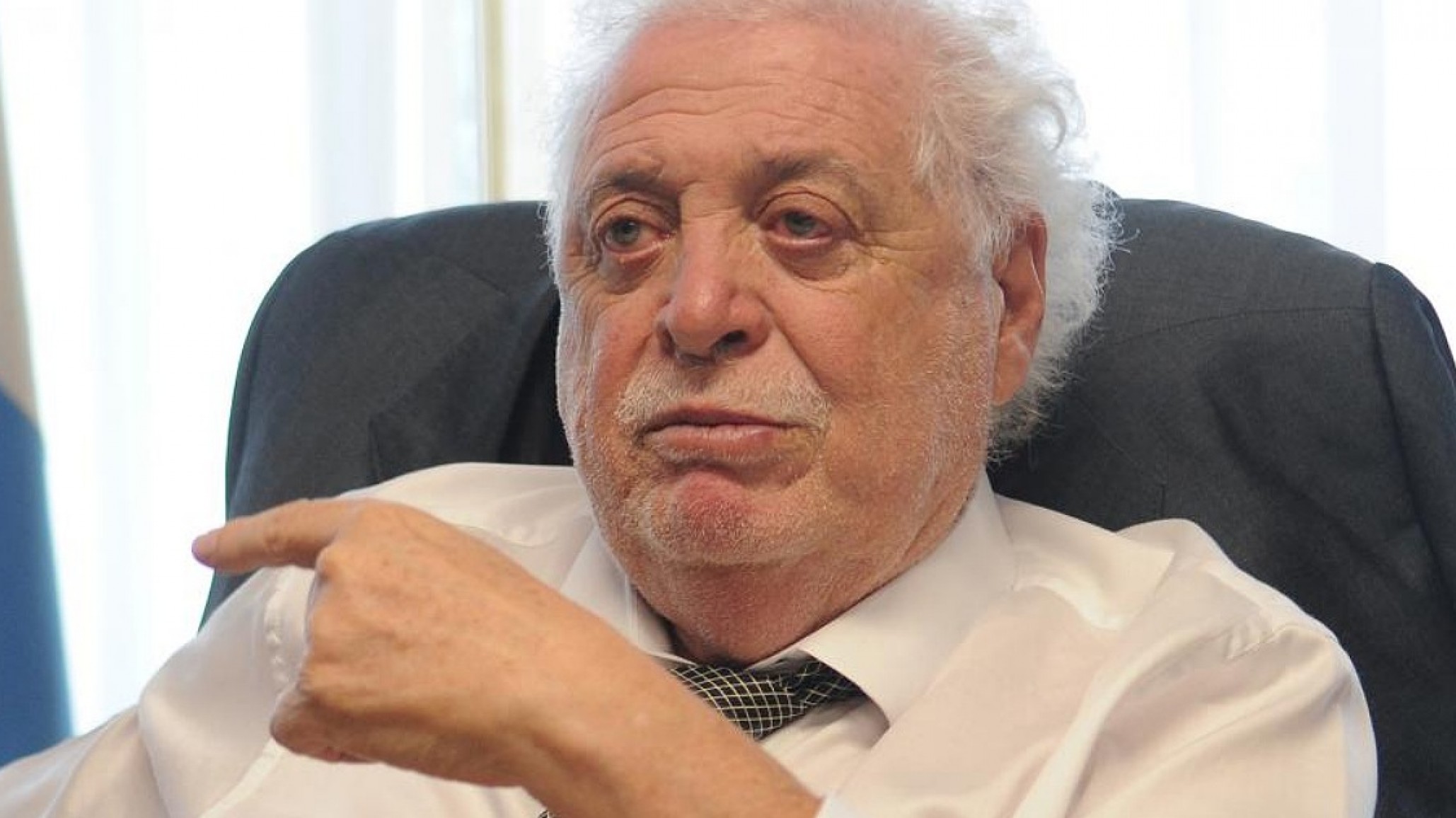 Ginés González García: Confirma que la cuarentena sigue