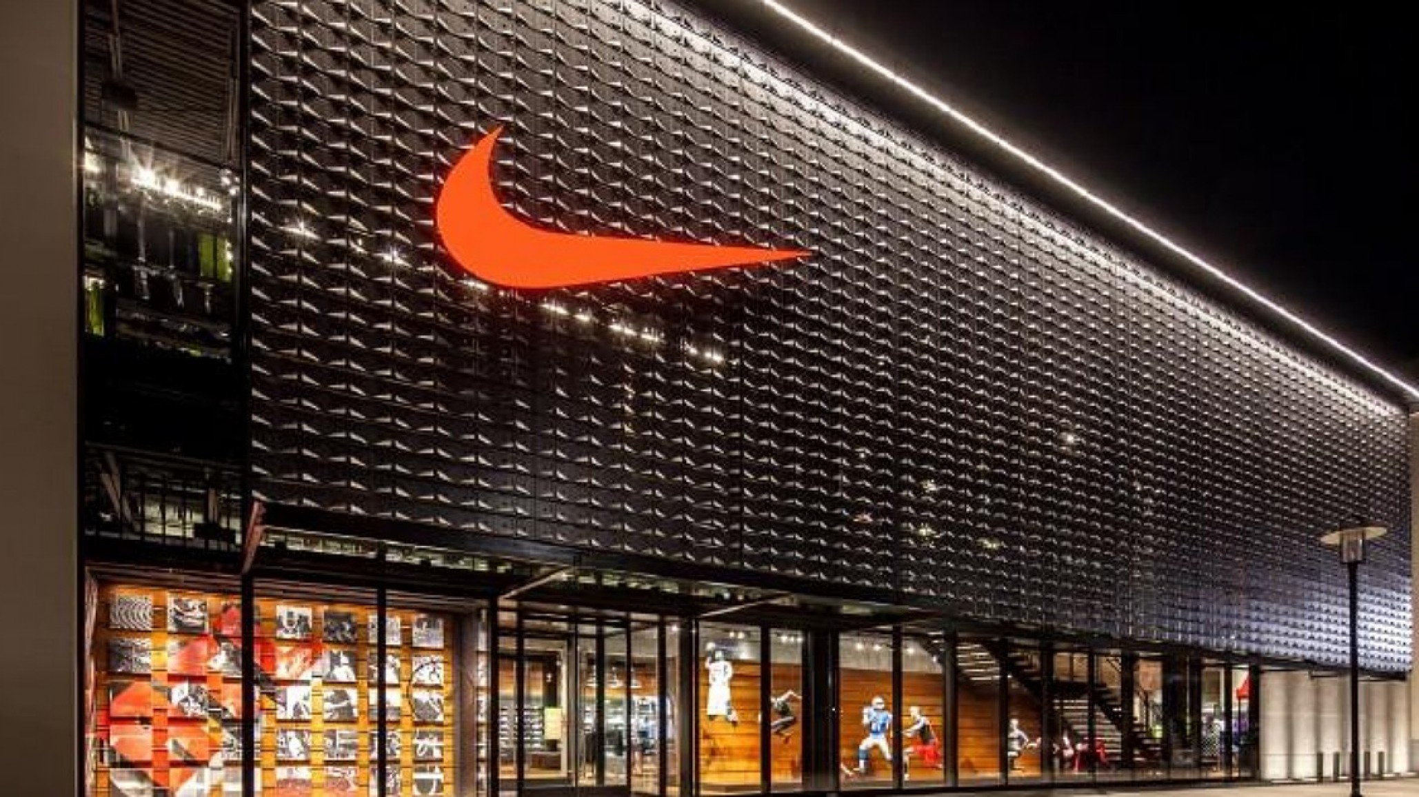 Nike dona 30 mil zapatillas diseñadas para el sector salud