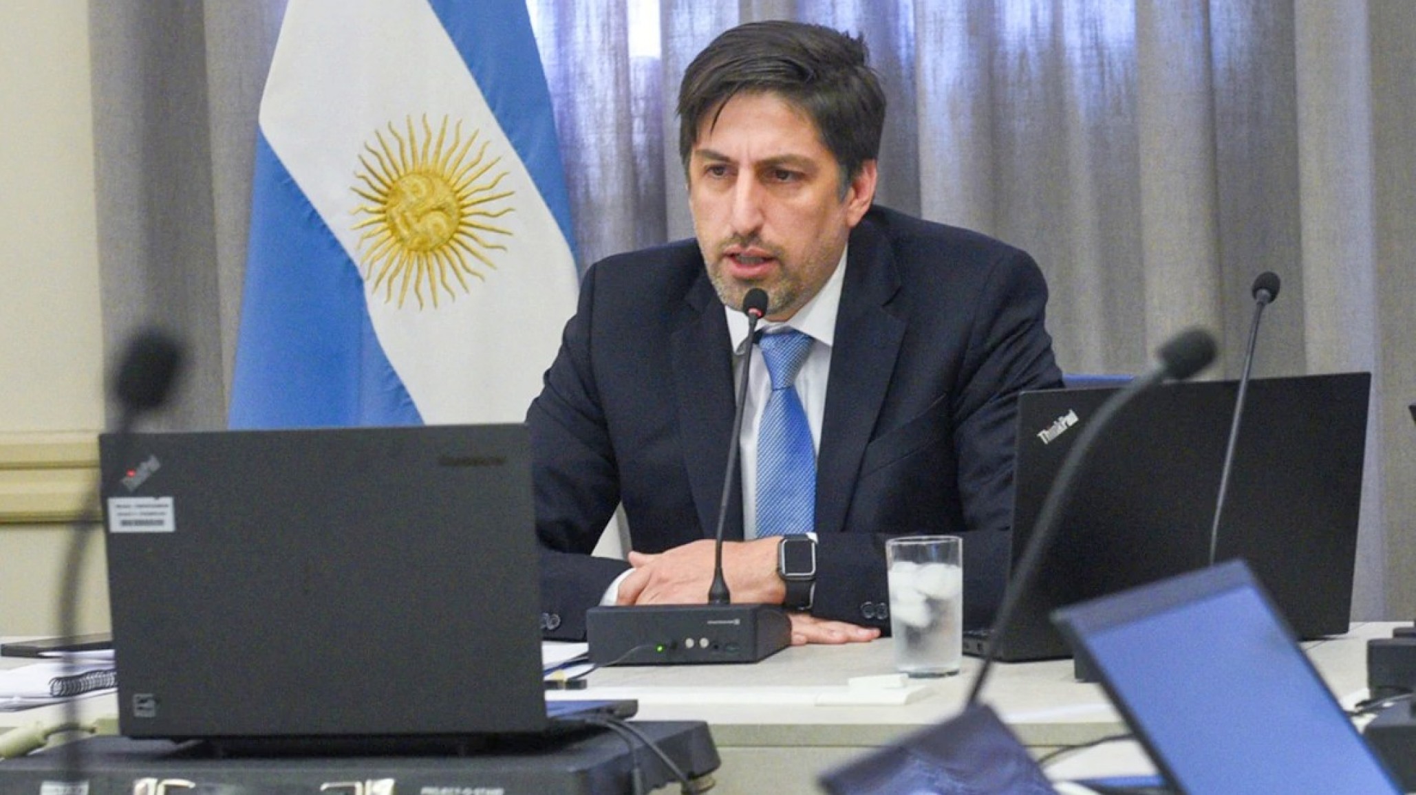 El ministro de Educación habló de una vuelta a clases “progresiva” tras las vacaciones de invierno