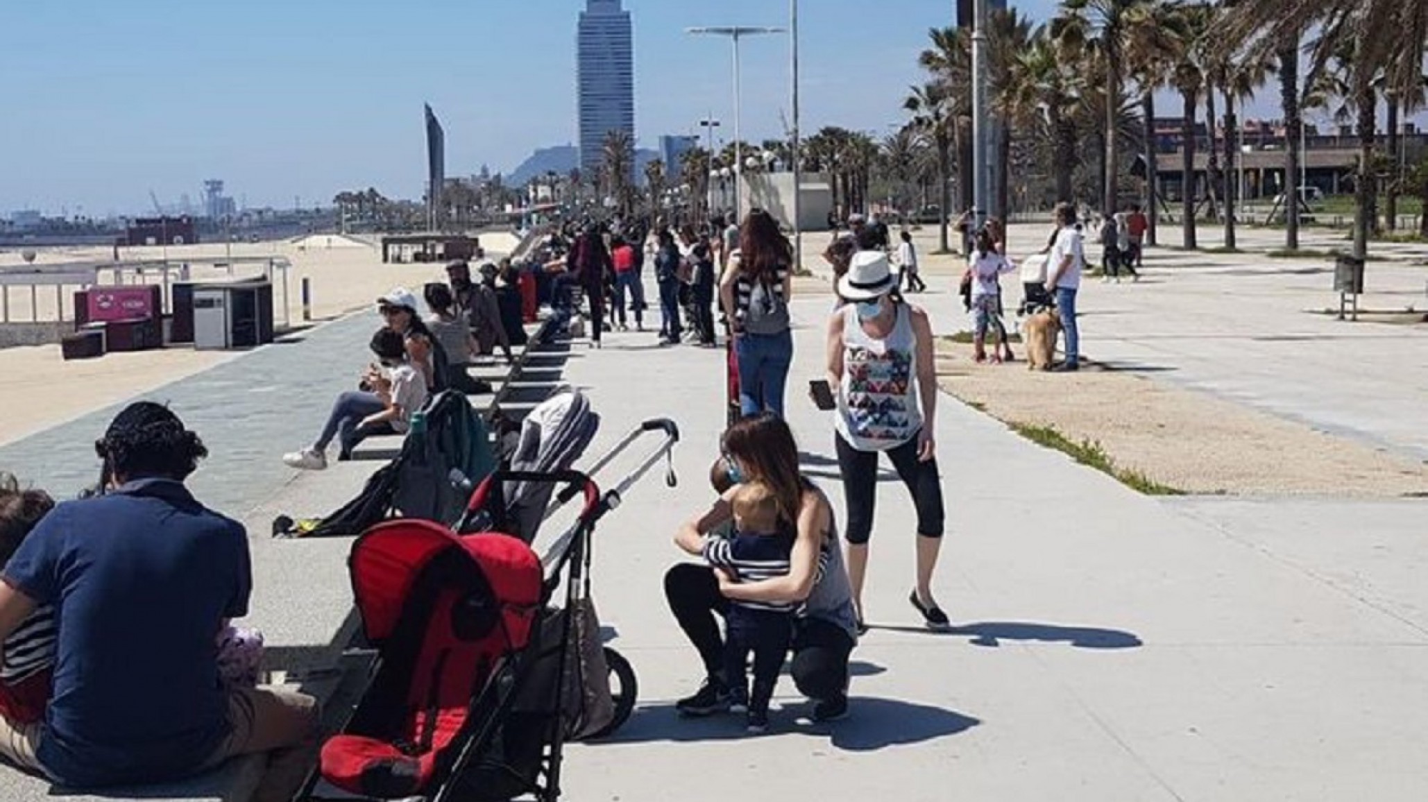 España reportó la cifra más baja de muertos: 143 fallecidos