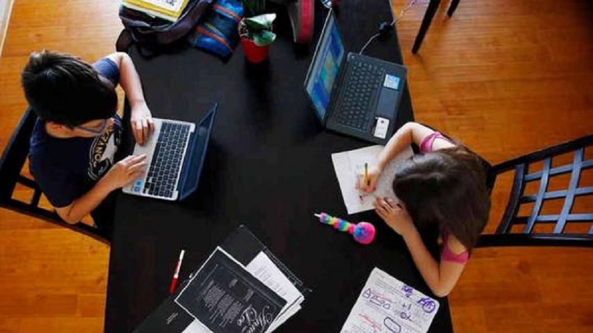 Clases en Argentina: suspenderán las calificaciones en las escuelas