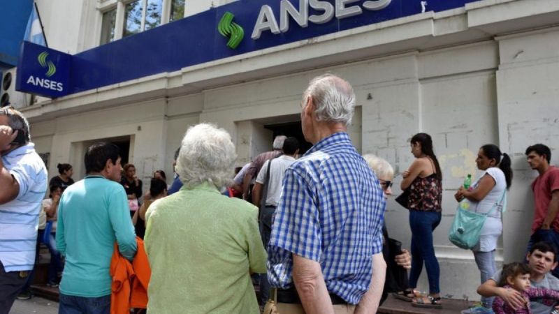 Alberto Fernández confirmó que habrá un aumento para los jubilados en junio