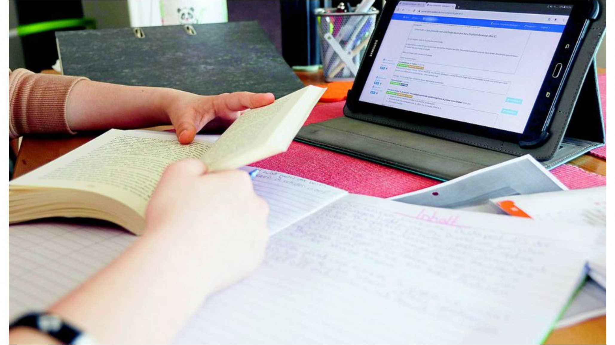 ¿Cómo continuarán las licencias para adultos a cargo de niños si se implementan clases mixtas?