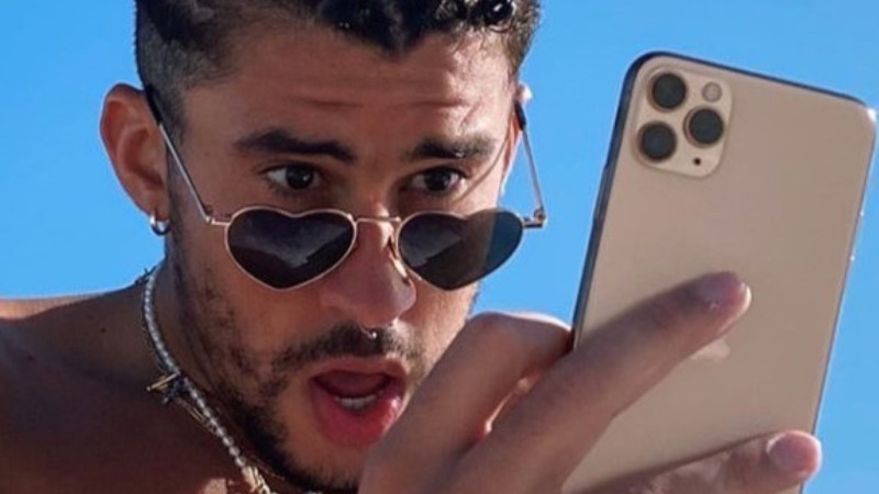 “Safaera” de Bad Bunny fue sacado de Spotify y sus fans estallaron ¿Qué ocurrió?