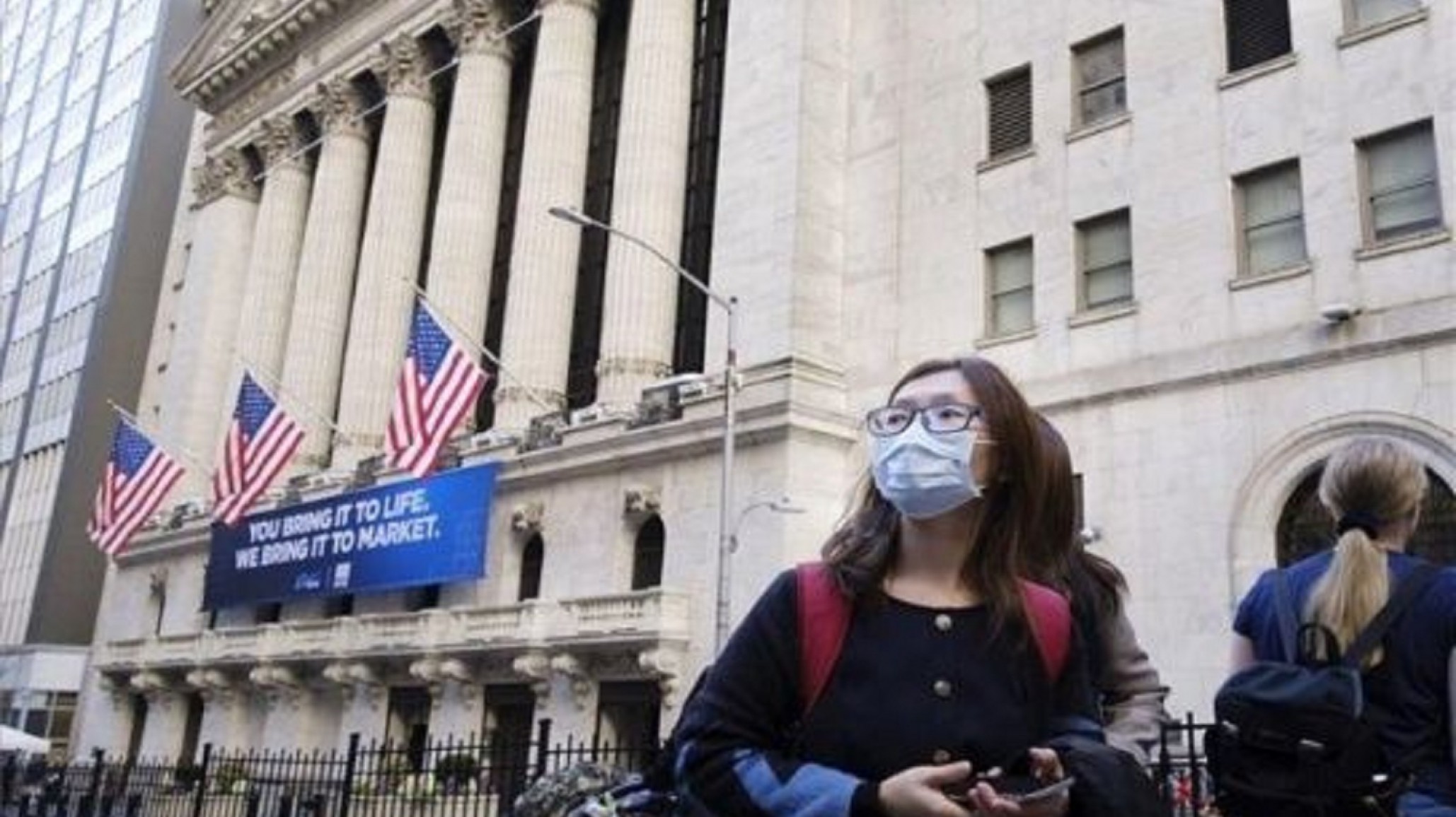 Estados Unidos publicó una guía de cómo reabrir comercios y escuelas