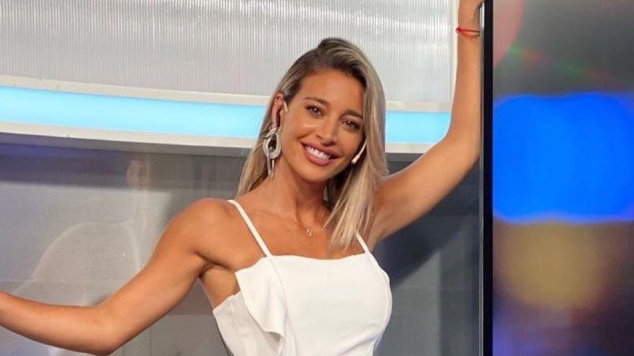 Sol Pérez y su look de comienzo de semana en el noticiero, ¿nueva polémica?