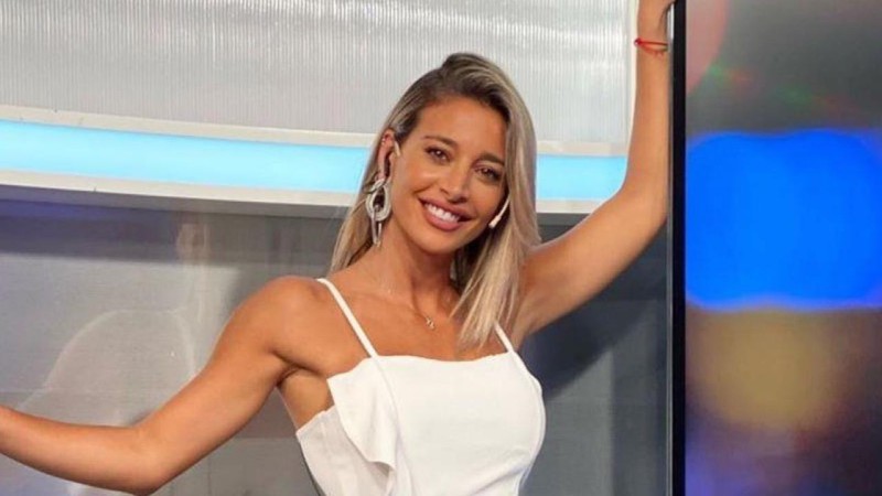 Sol Pérez y su look de comienzo de semana en el noticiero, ¿nueva polémica?