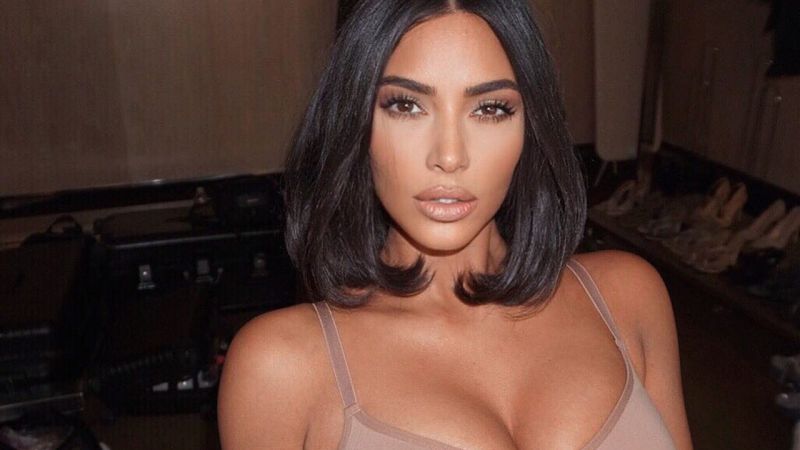 ¡Como en el Lejano Oeste! ¡Kim Kardashian sorprendió vestida de vaquera!