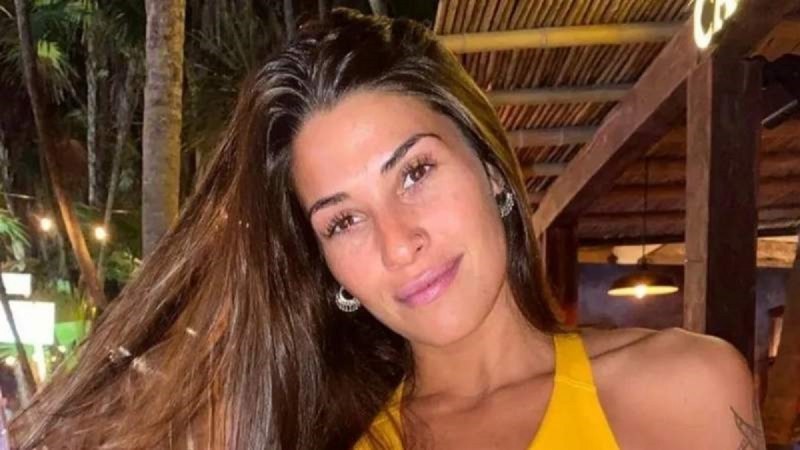Juego de sombras: Ivana Nadal comenzó el día con una sesión hot