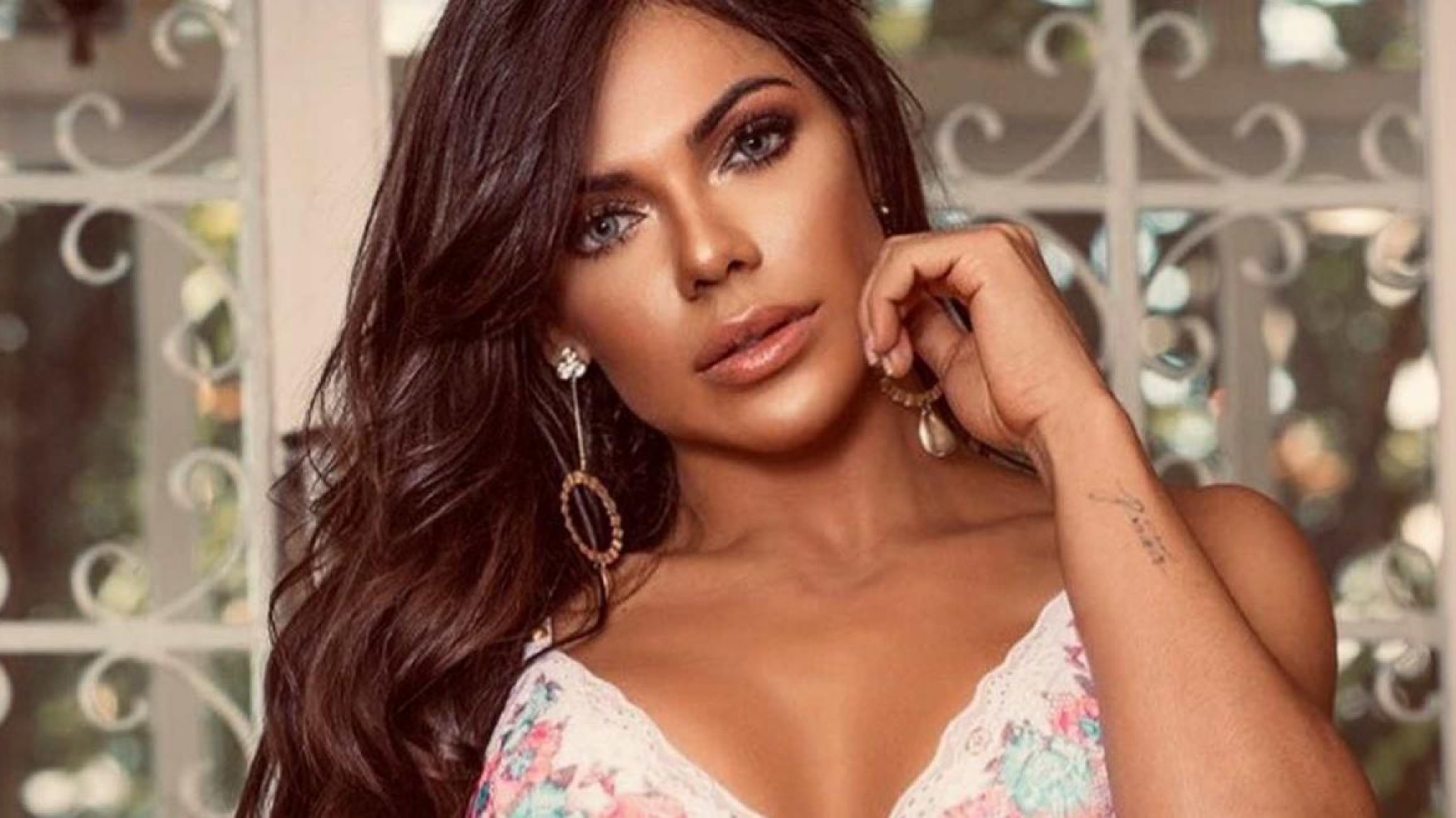 ¡Suzy Cortéz se olvidó de Lio Messi y ahora va por David Beckham!